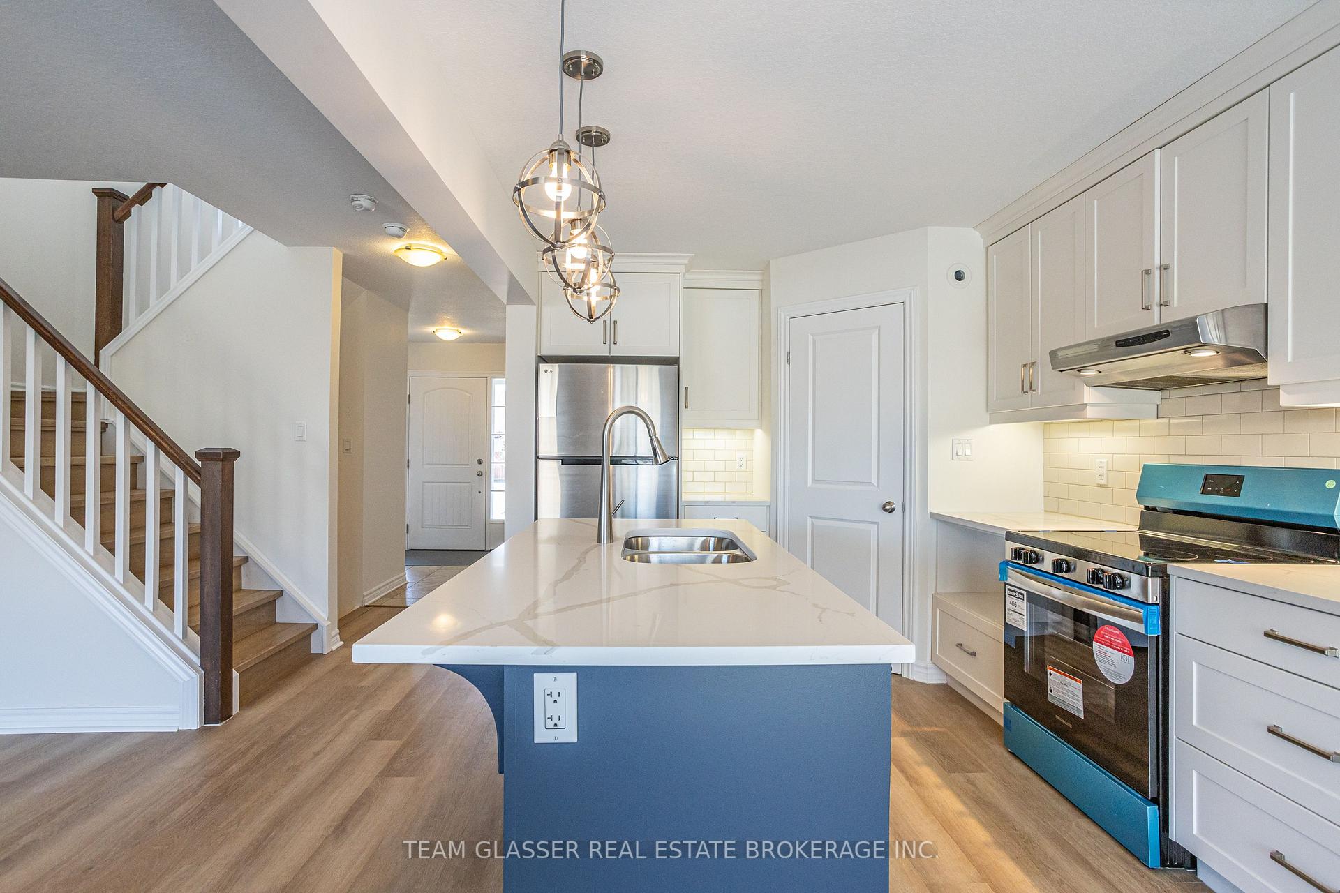 Photo 11 of 110 Peach Tree Boulevard, St. Thomas — HOMEH