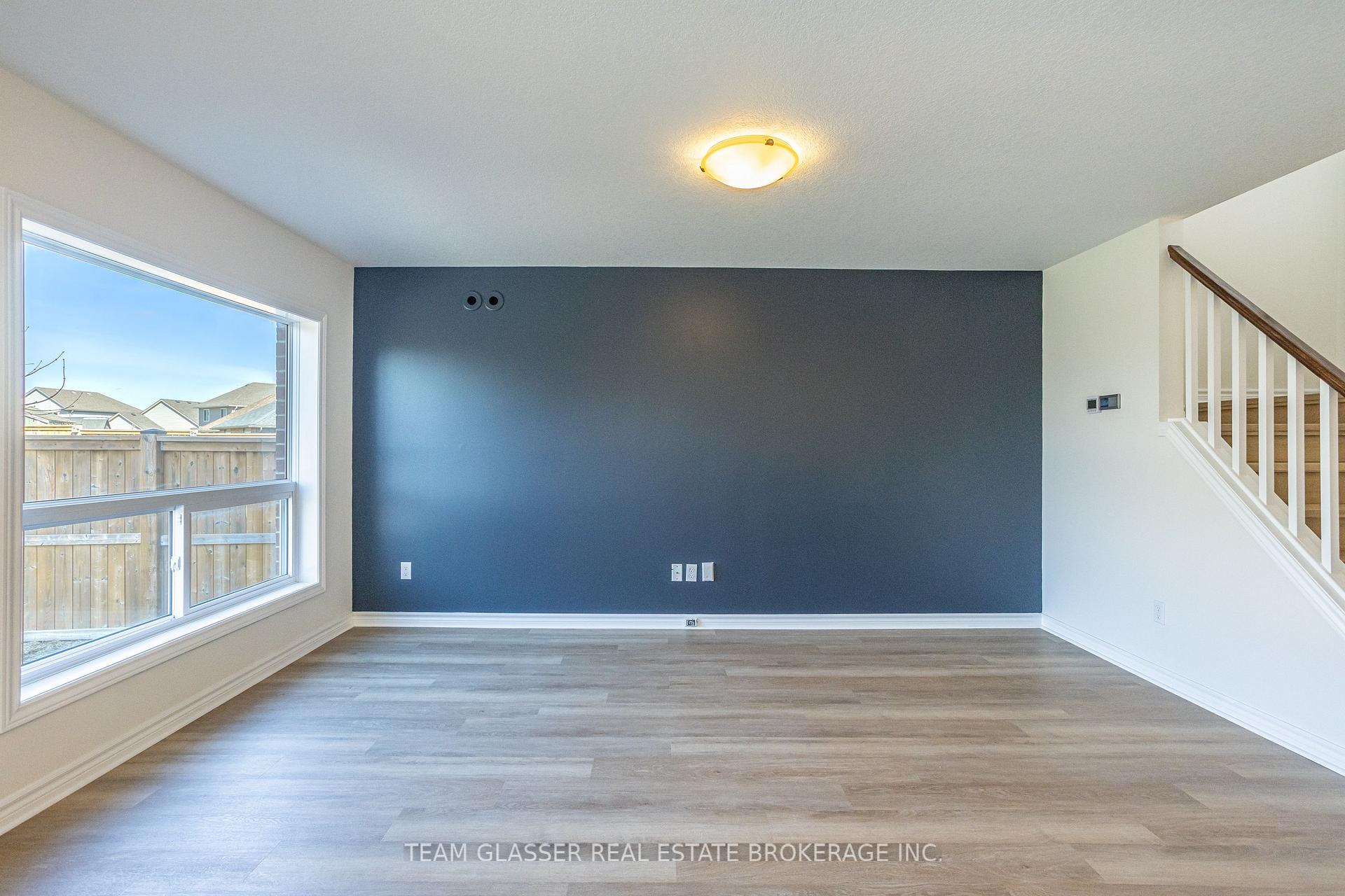 Photo 19 of 110 Peach Tree Boulevard, St. Thomas — HOMEH