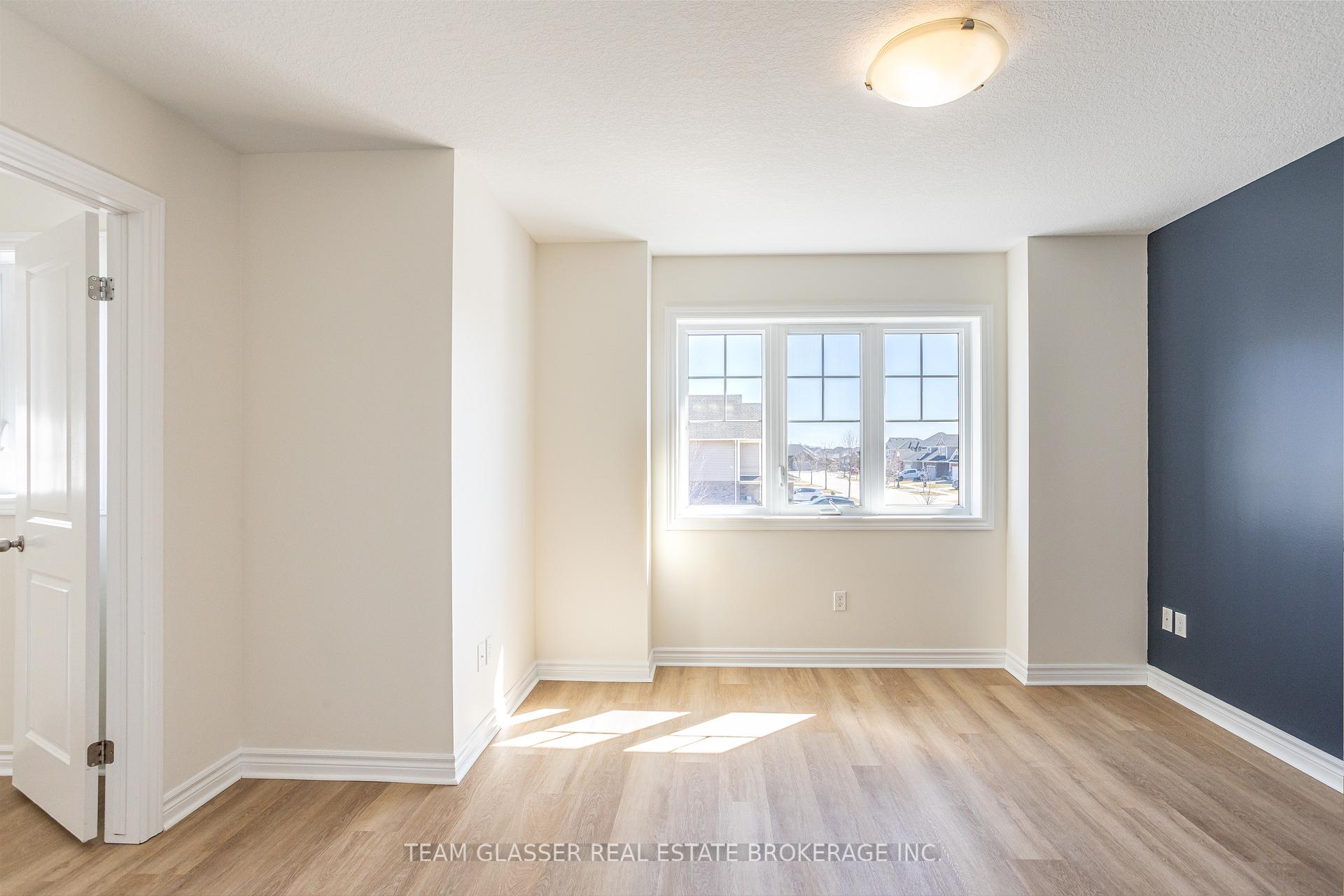 Photo 23 of 110 Peach Tree Boulevard, St. Thomas — HOMEH