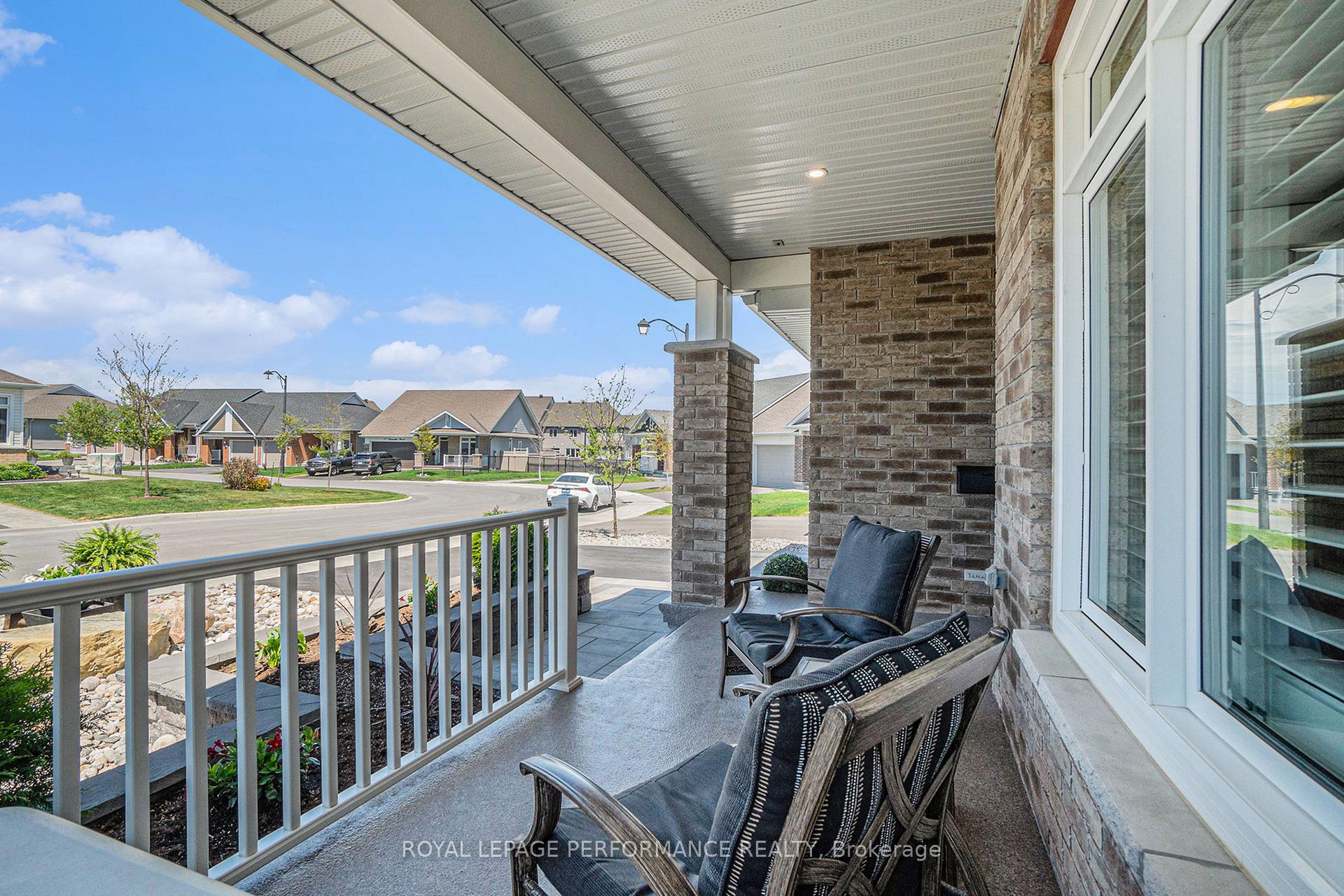 Photo 4 of 82 Kayenta Street, Ottawa, Remainder of Stittsville & Area — HOMEH