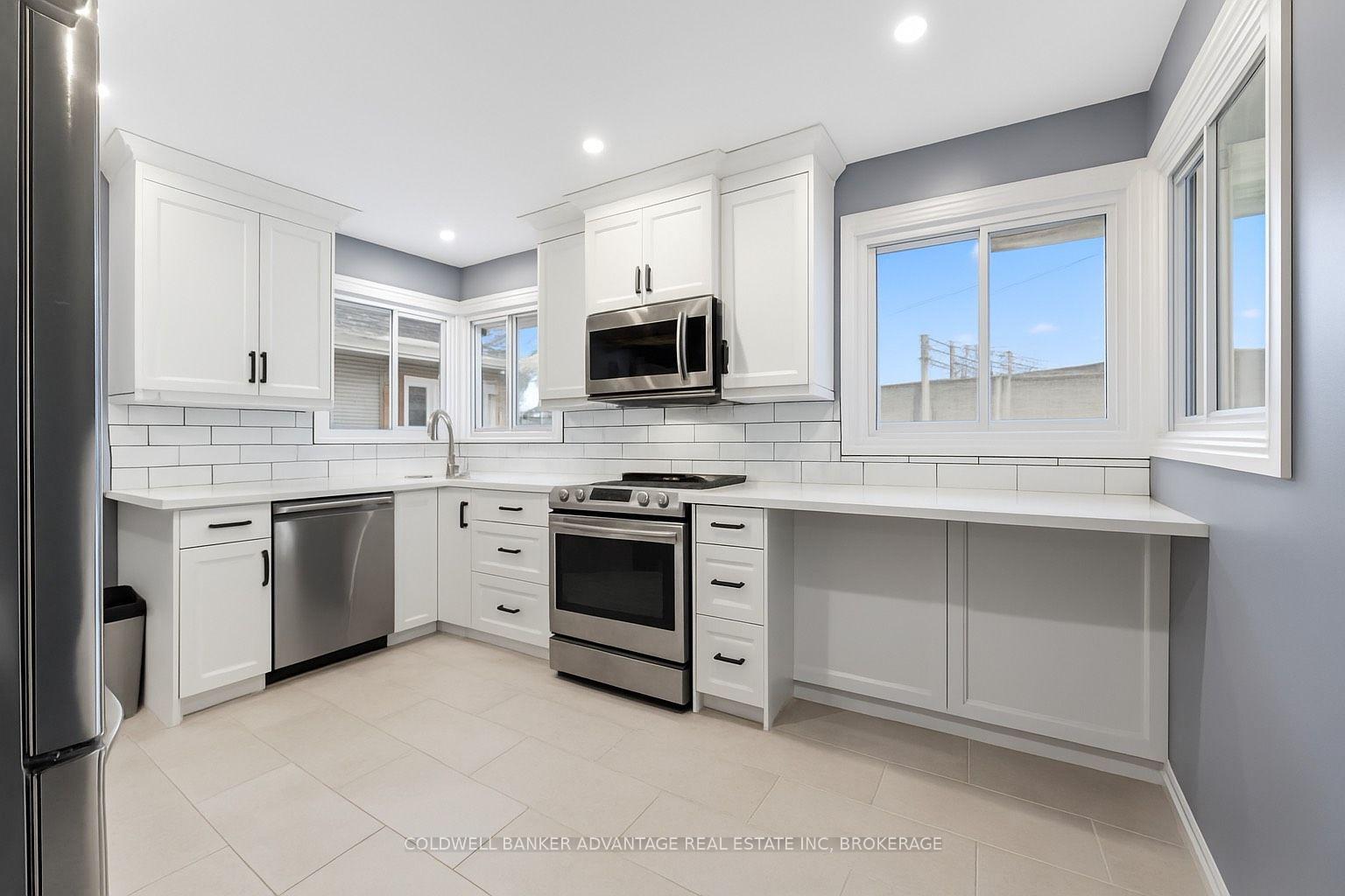 Photo 14 of 9 Meadowvale Drive, St. Catharines, Lakeport — HOMEH
