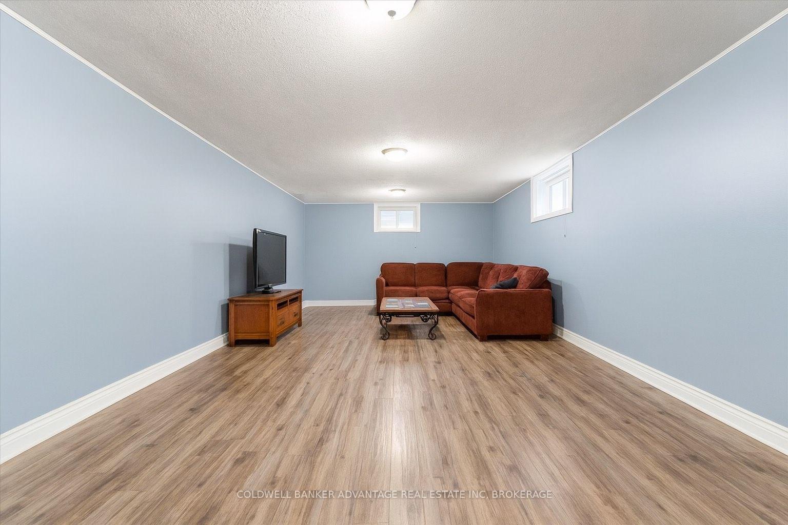 Photo 27 of 9 Meadowvale Drive, St. Catharines, Lakeport — HOMEH