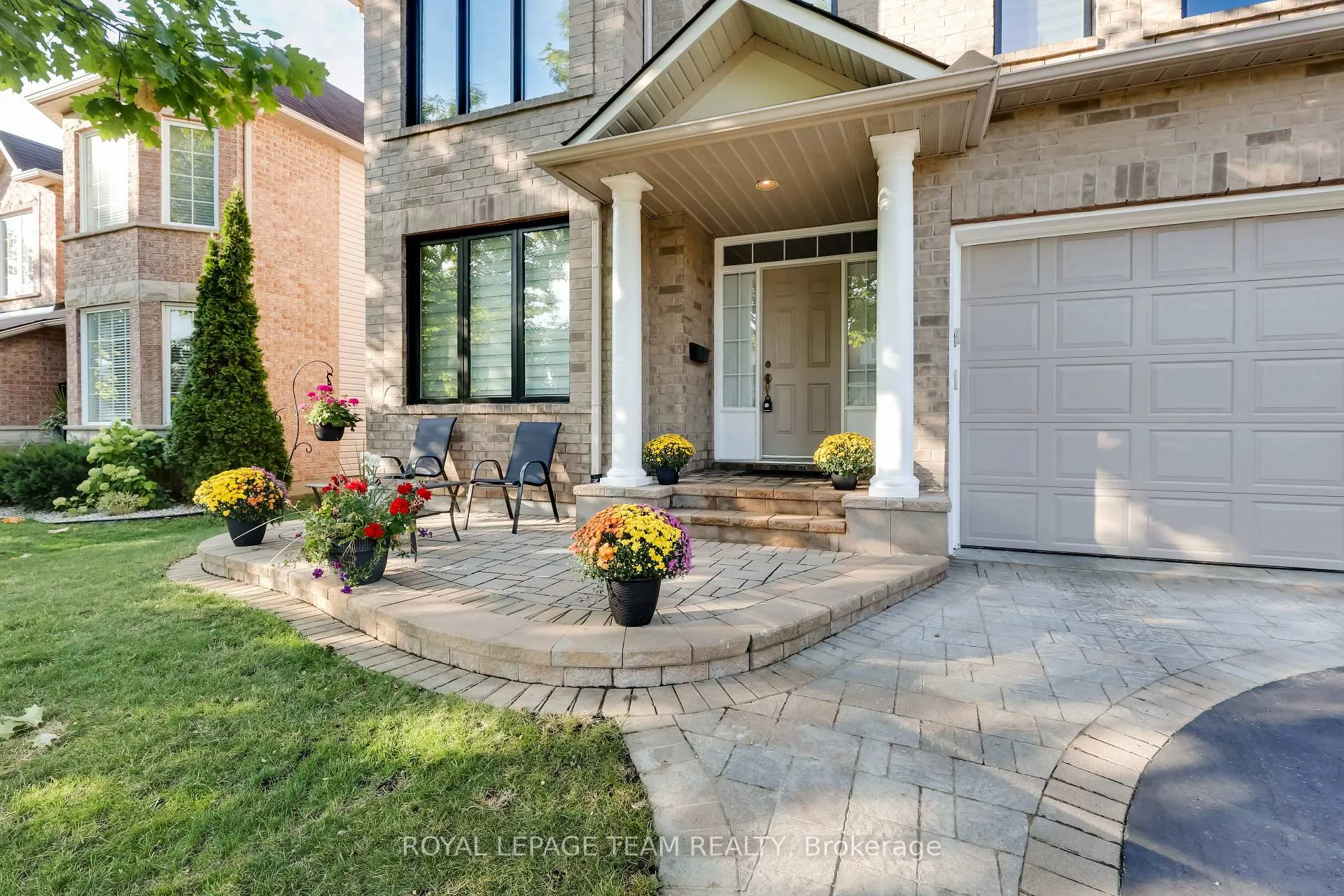 Photo 3 of 36 Keighley Circle, Ottawa, Kanata - Morgan's Grant/South March — HOMEH