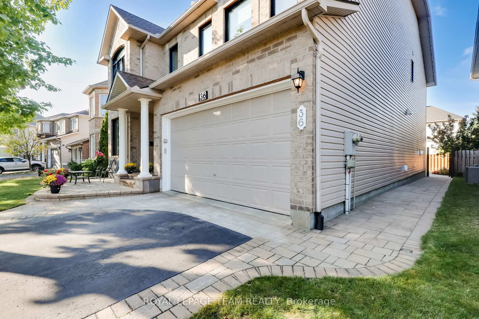 Photo 5 of 36 Keighley Circle, Ottawa, Kanata - Morgan's Grant/South March — HOMEH