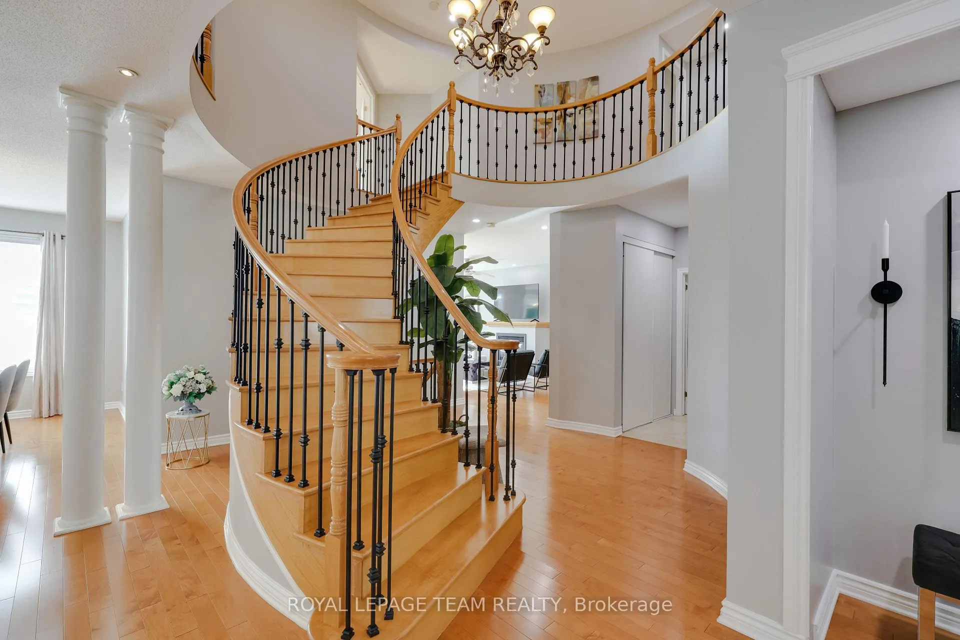 Photo 9 of 36 Keighley Circle, Ottawa, Kanata - Morgan's Grant/South March — HOMEH