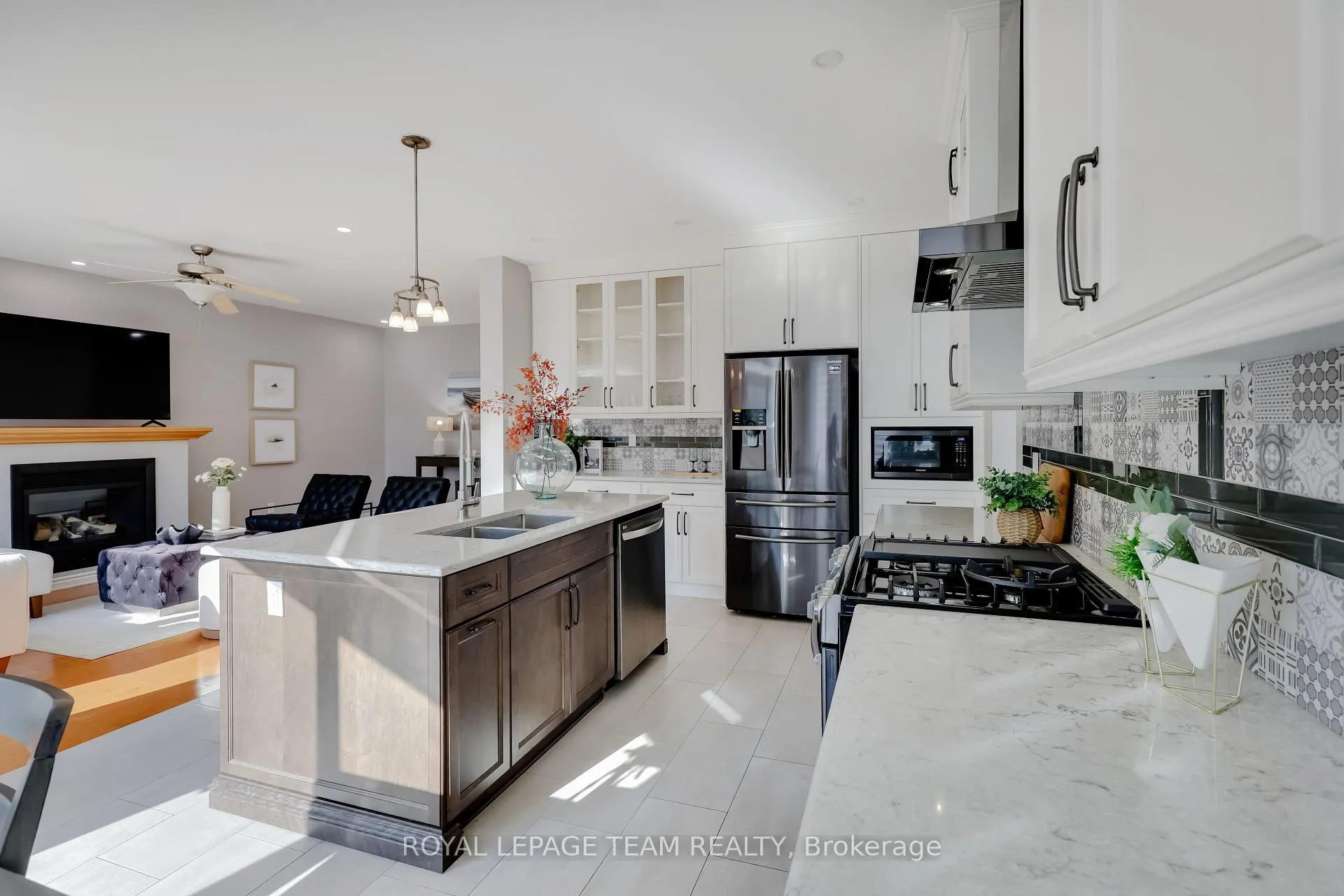 Photo 17 of 36 Keighley Circle, Ottawa, Kanata - Morgan's Grant/South March — HOMEH
