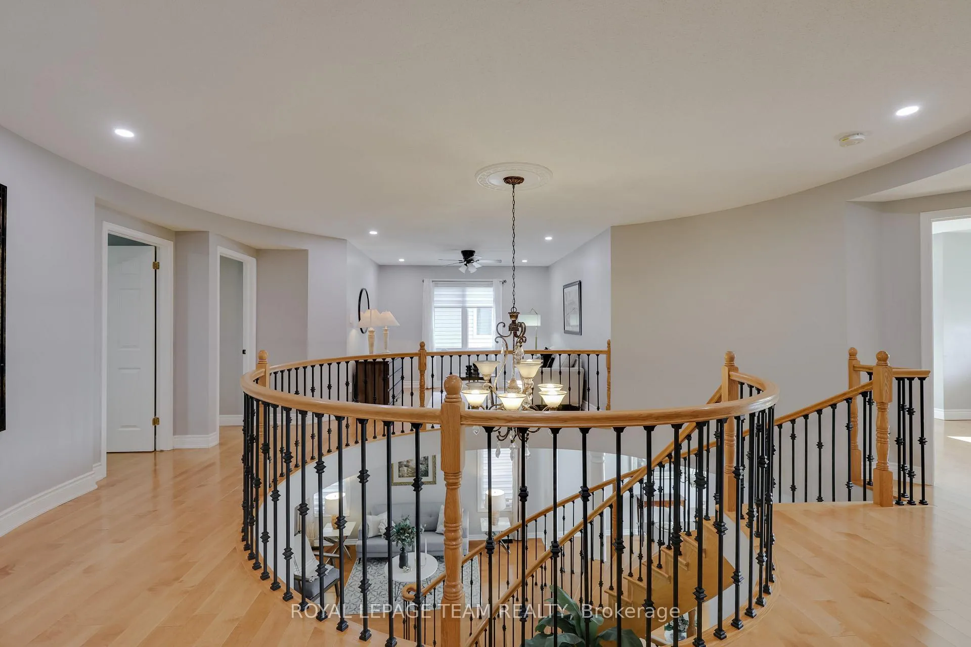 Photo 24 of 36 Keighley Circle, Ottawa, Kanata - Morgan's Grant/South March — HOMEH