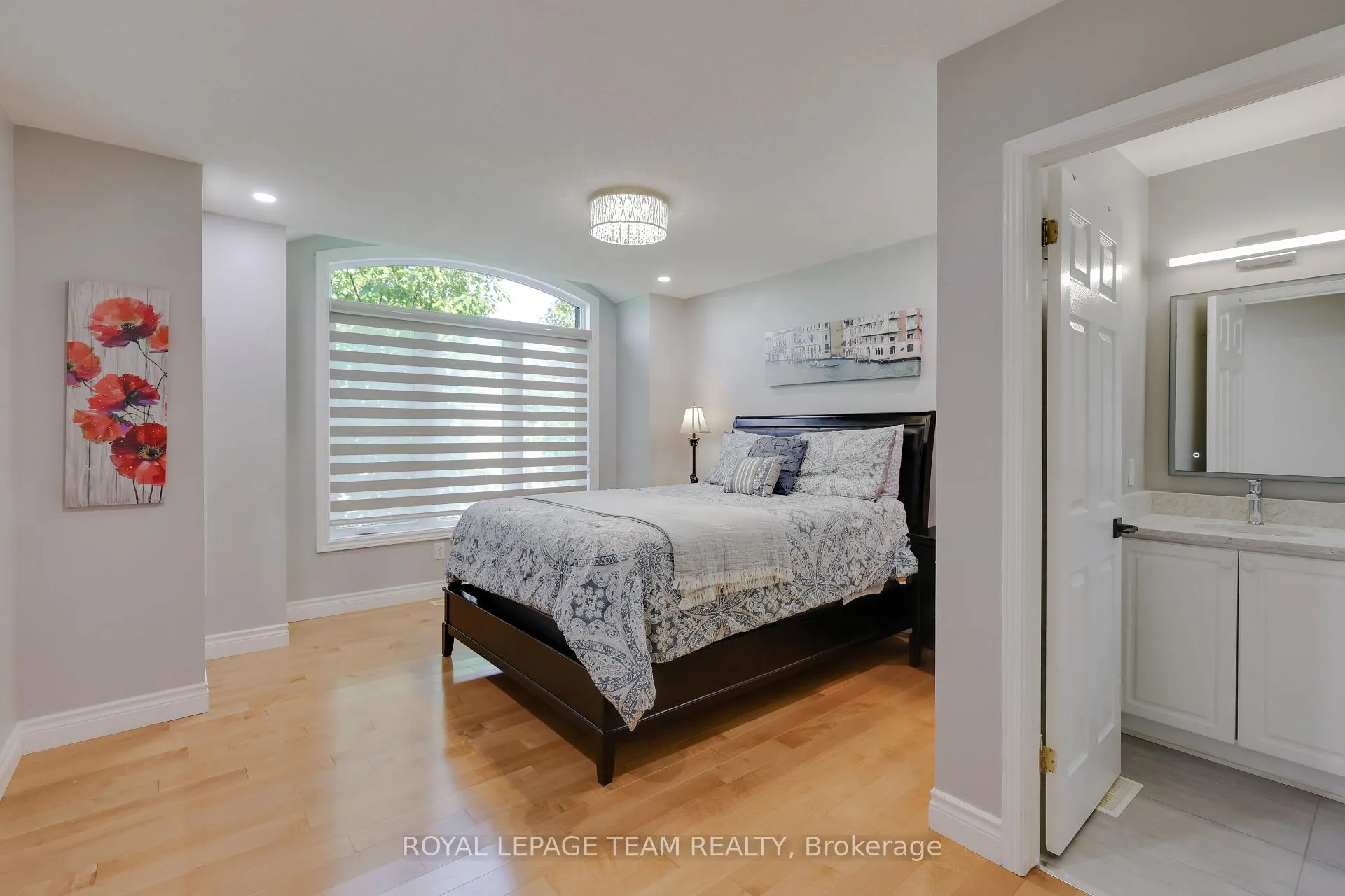 Photo 38 of 36 Keighley Circle, Ottawa, Kanata - Morgan's Grant/South March — HOMEH