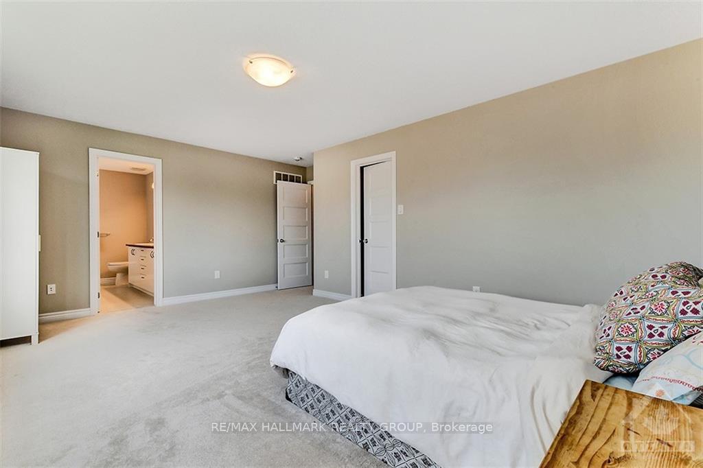 Photo 6 of 210 Kimpton Drive, Ottawa, Stittsville (North) — HOMEH