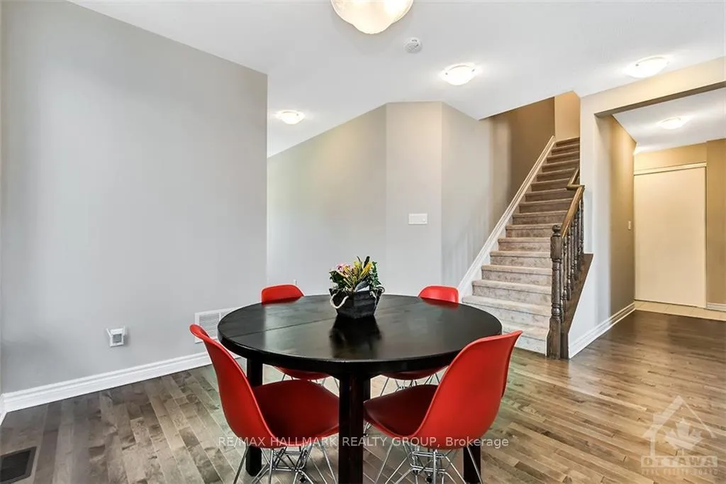 Photo 15 of 210 Kimpton Drive, Ottawa, Stittsville (North) — HOMEH