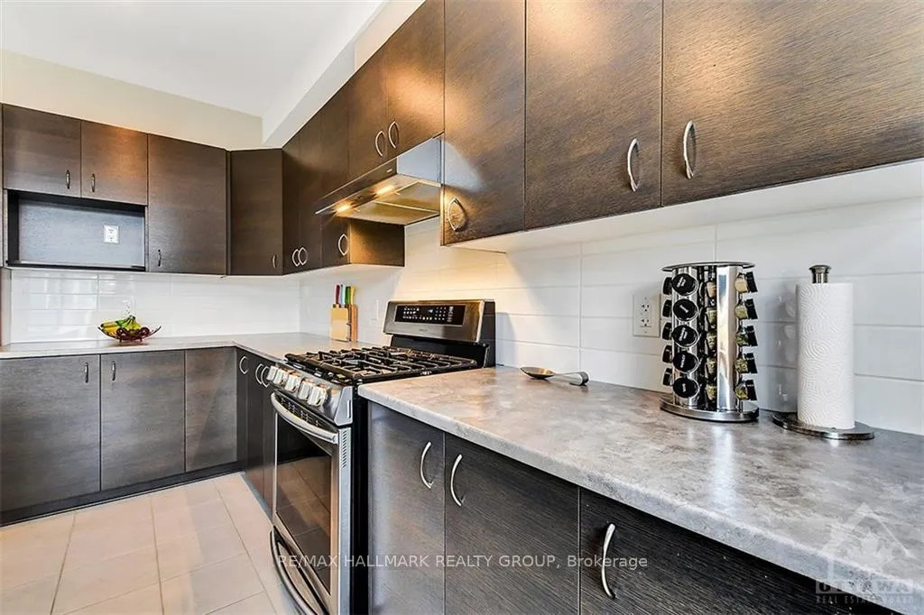 Photo 16 of 210 Kimpton Drive, Ottawa, Stittsville (North) — HOMEH