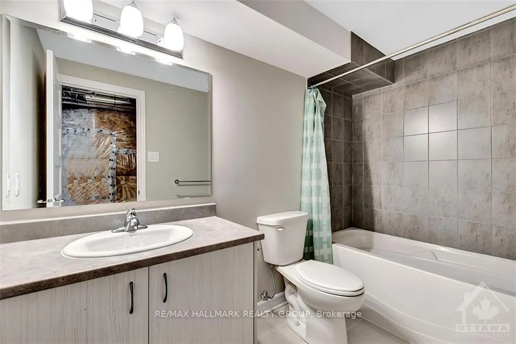 Photo 19 of 210 Kimpton Drive, Ottawa, Stittsville (North) — HOMEH