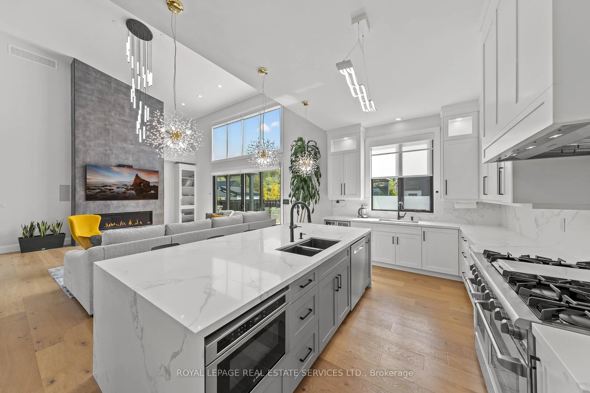 Photo 6 of 118 Barton Boulevard, Blue Mountains — HOMEH