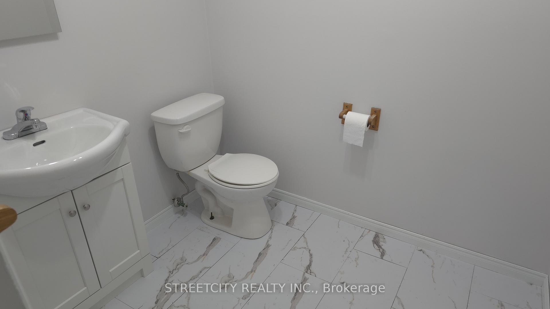 Photo 23 of 18 Rodney Crescent, St. Thomas — HOMEH