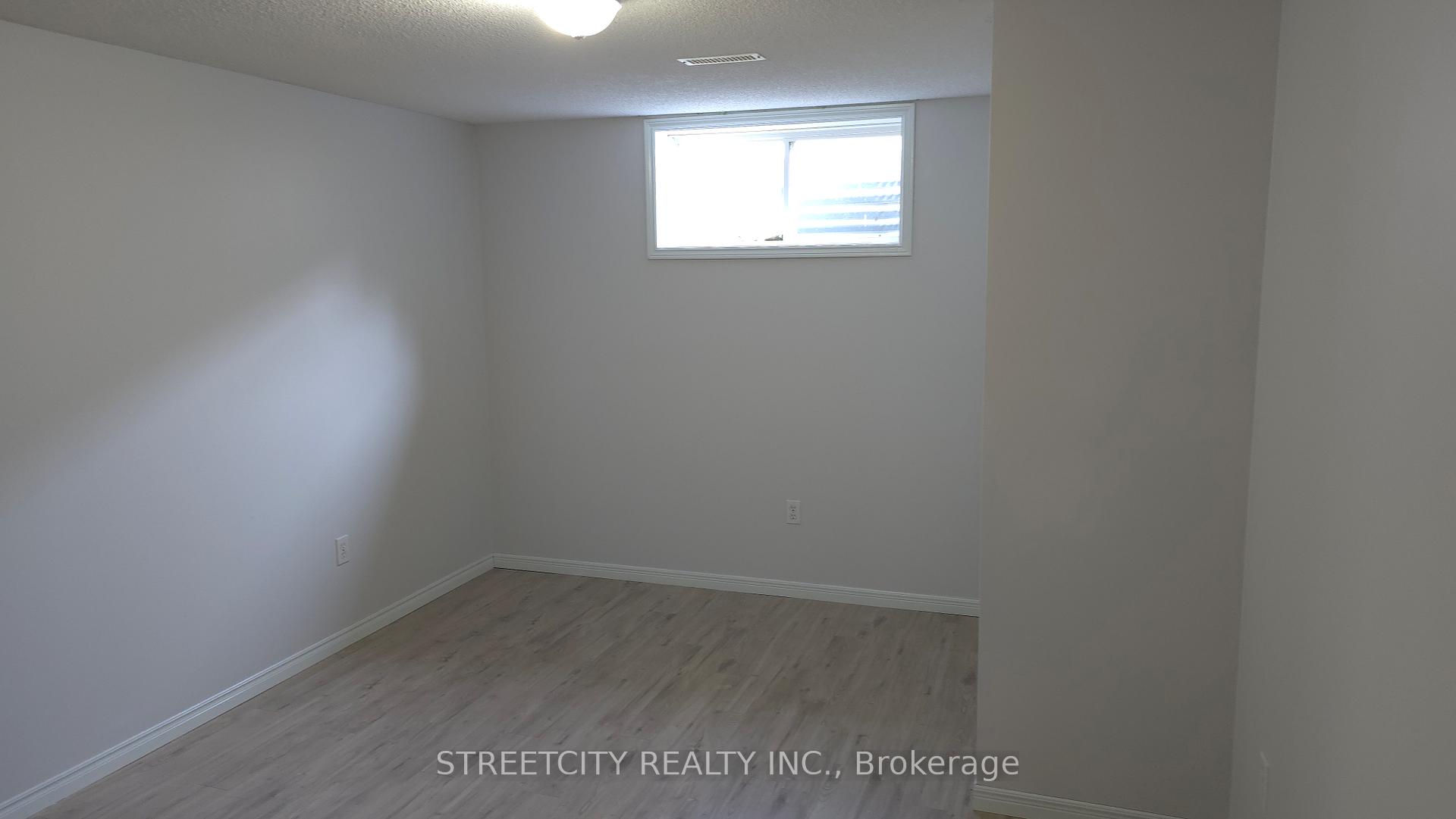 Photo 26 of 18 Rodney Crescent, St. Thomas — HOMEH