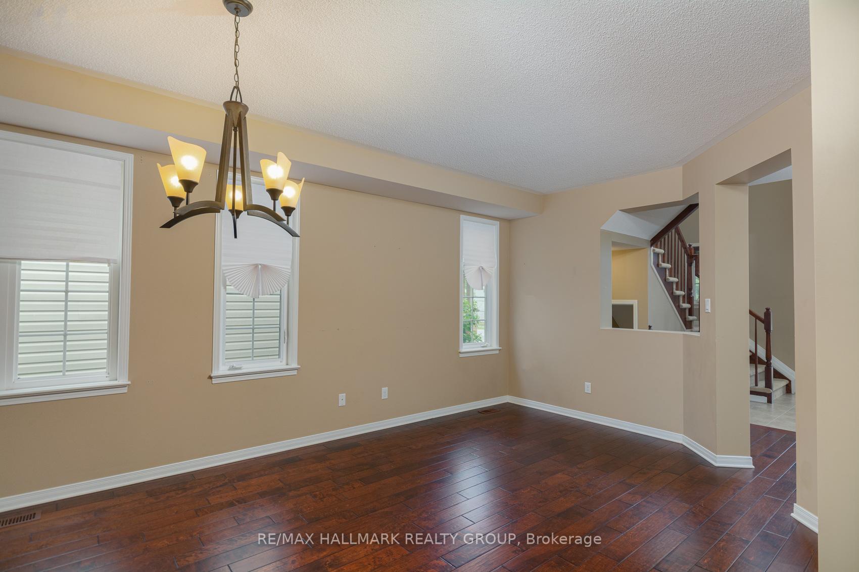 Photo 3 of 448 West Ridge Drive S, Ottawa, Stittsville (South) — HOMEH