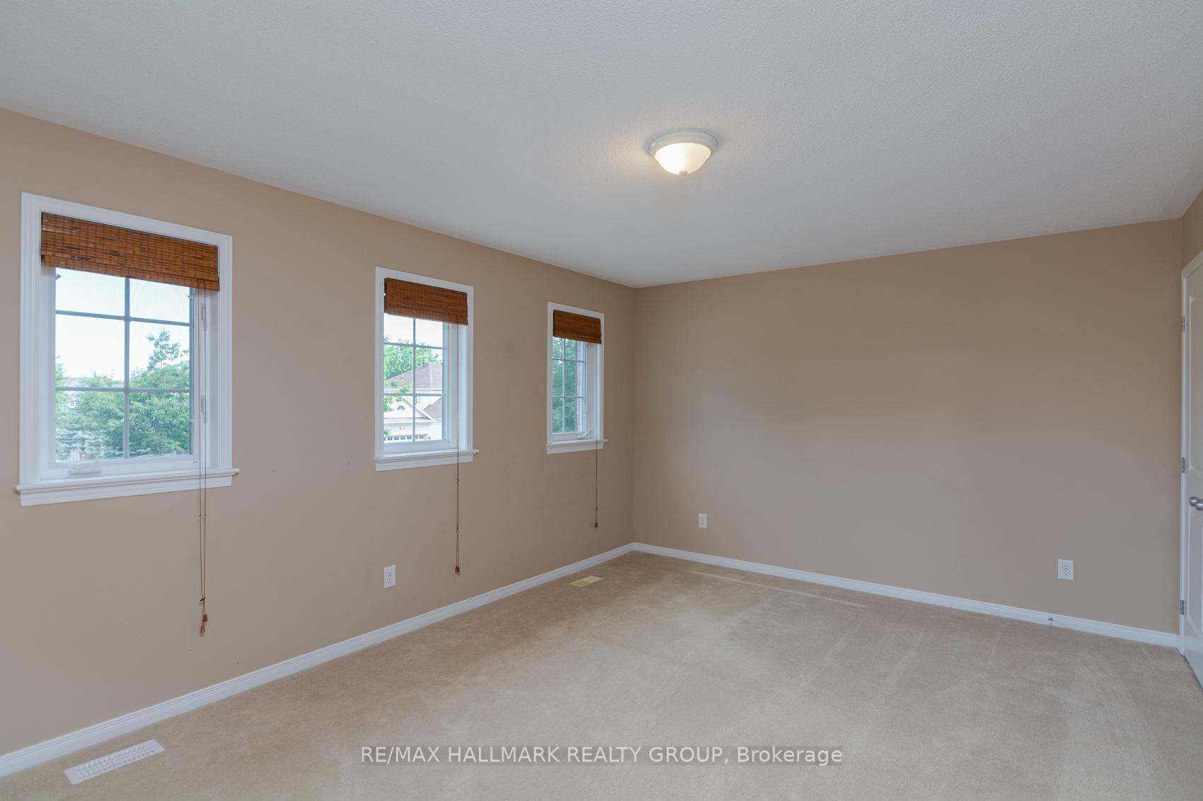 Photo 7 of 448 West Ridge Drive S, Ottawa, Stittsville (South) — HOMEH