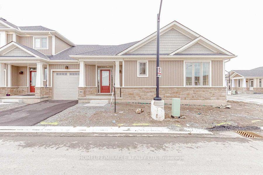 Photo 10 of 45 Irwin Common Street, St. Catharines, Oakdale — HOMEH