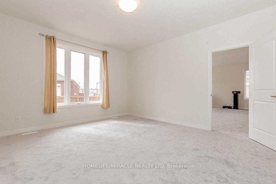 Photo 27 of 45 Irwin Common Street, St. Catharines, Oakdale — HOMEH