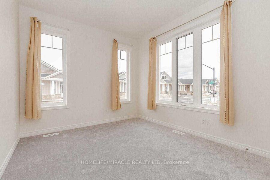 Photo 30 of 45 Irwin Common Street, St. Catharines, Oakdale — HOMEH