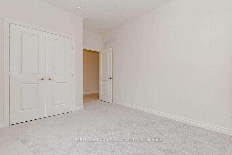 Photo 32 of 45 Irwin Common Street, St. Catharines, Oakdale — HOMEH