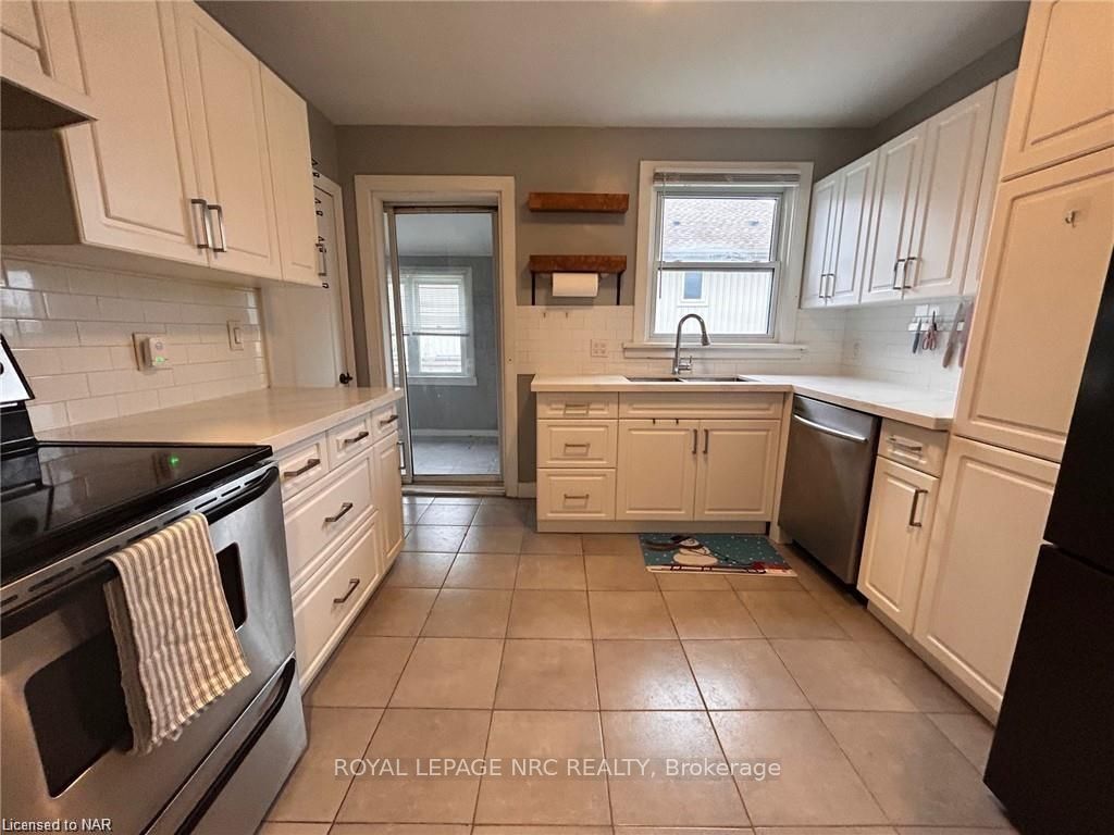 Photo 8 of Unit Main, 91 Louth Street, St. Catharines, Western Hill — HOMEH