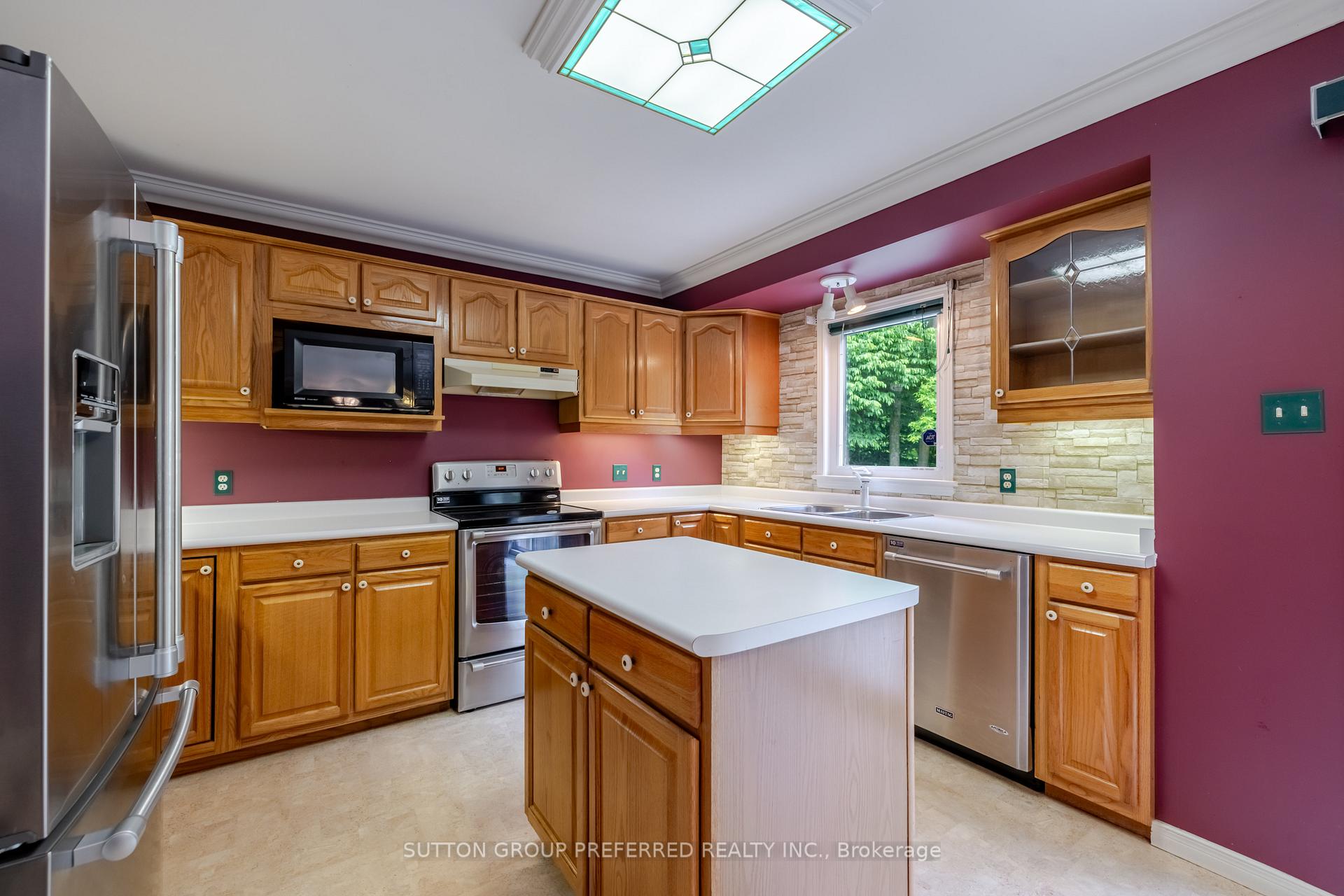 Photo 7 of 41 Mc Gregor Court, St. Thomas — HOMEH