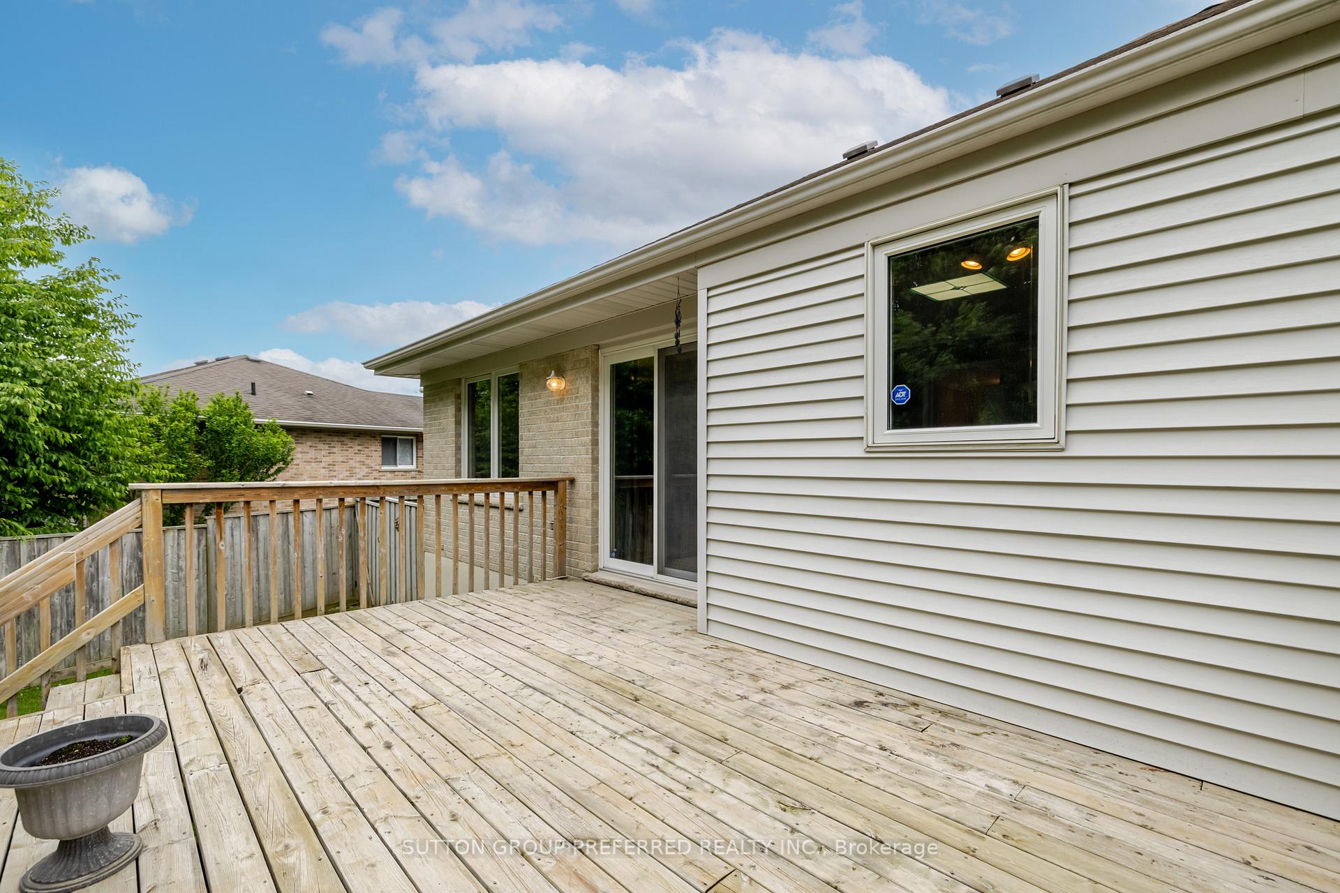 Photo 23 of 41 Mc Gregor Court, St. Thomas — HOMEH