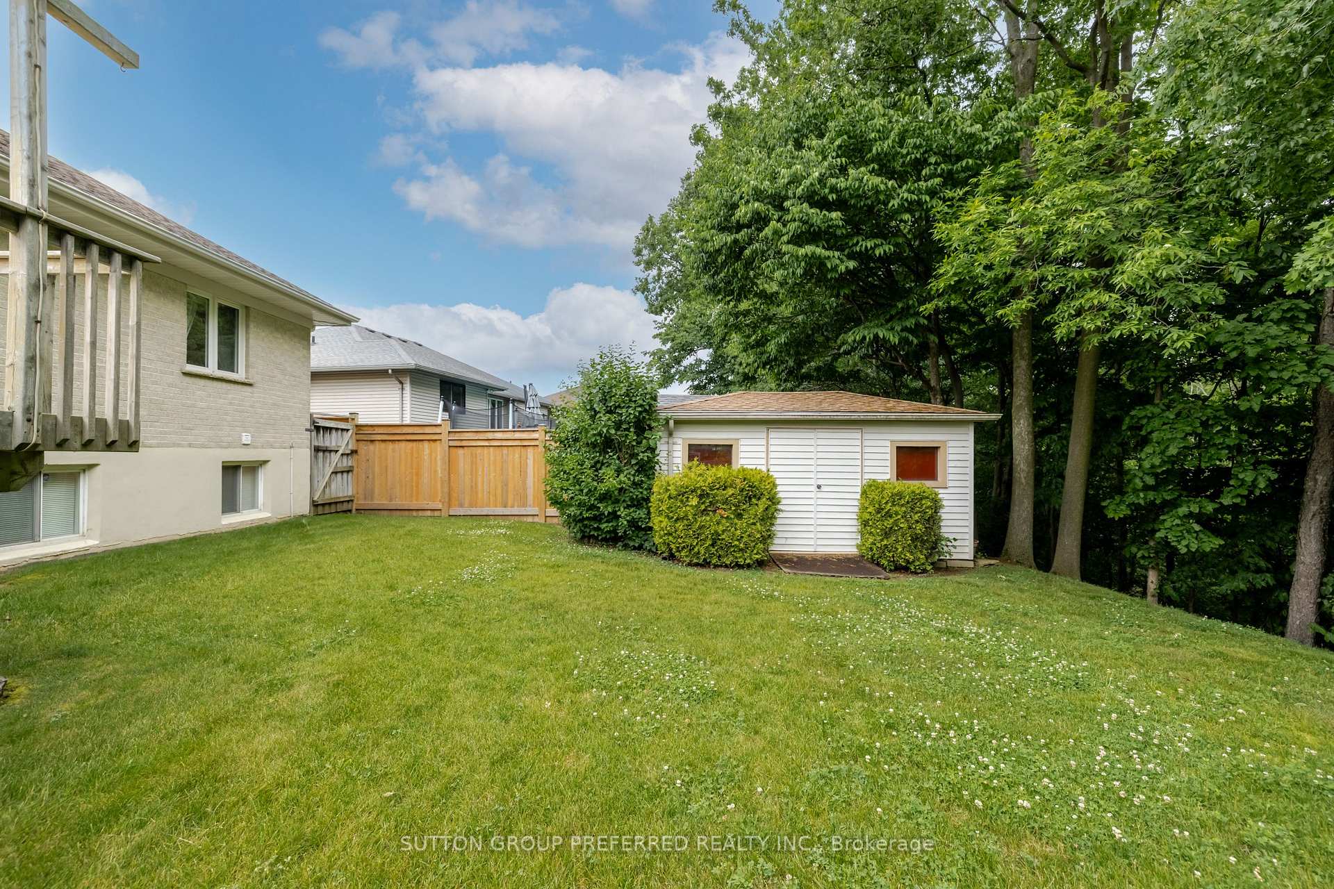 Photo 26 of 41 Mc Gregor Court, St. Thomas — HOMEH
