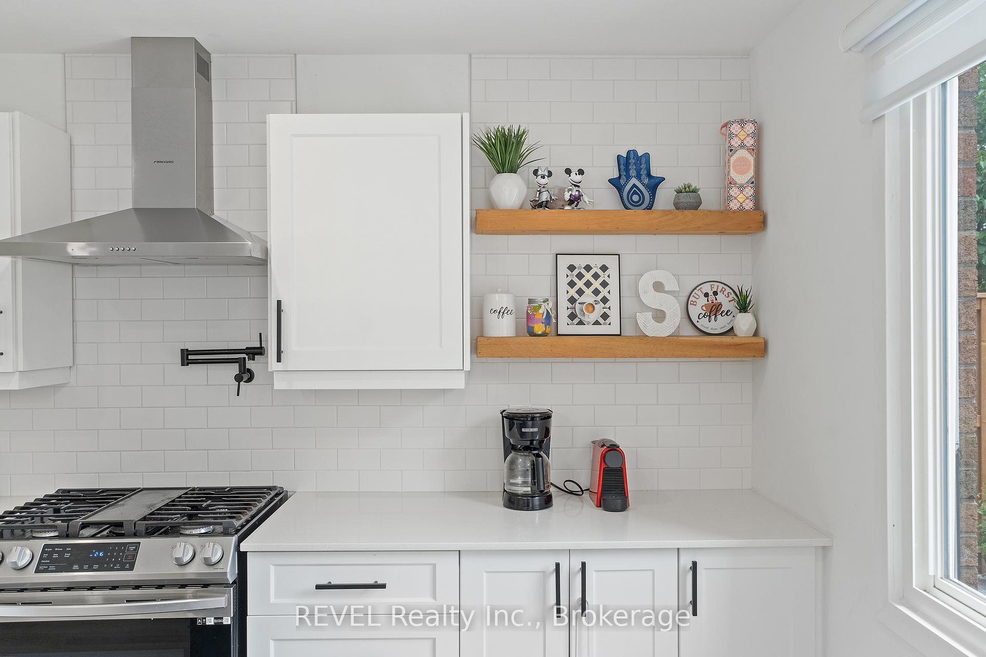 Photo 16 of 5 Elderwood Drive, St. Catharines, Grapeview — HOMEH