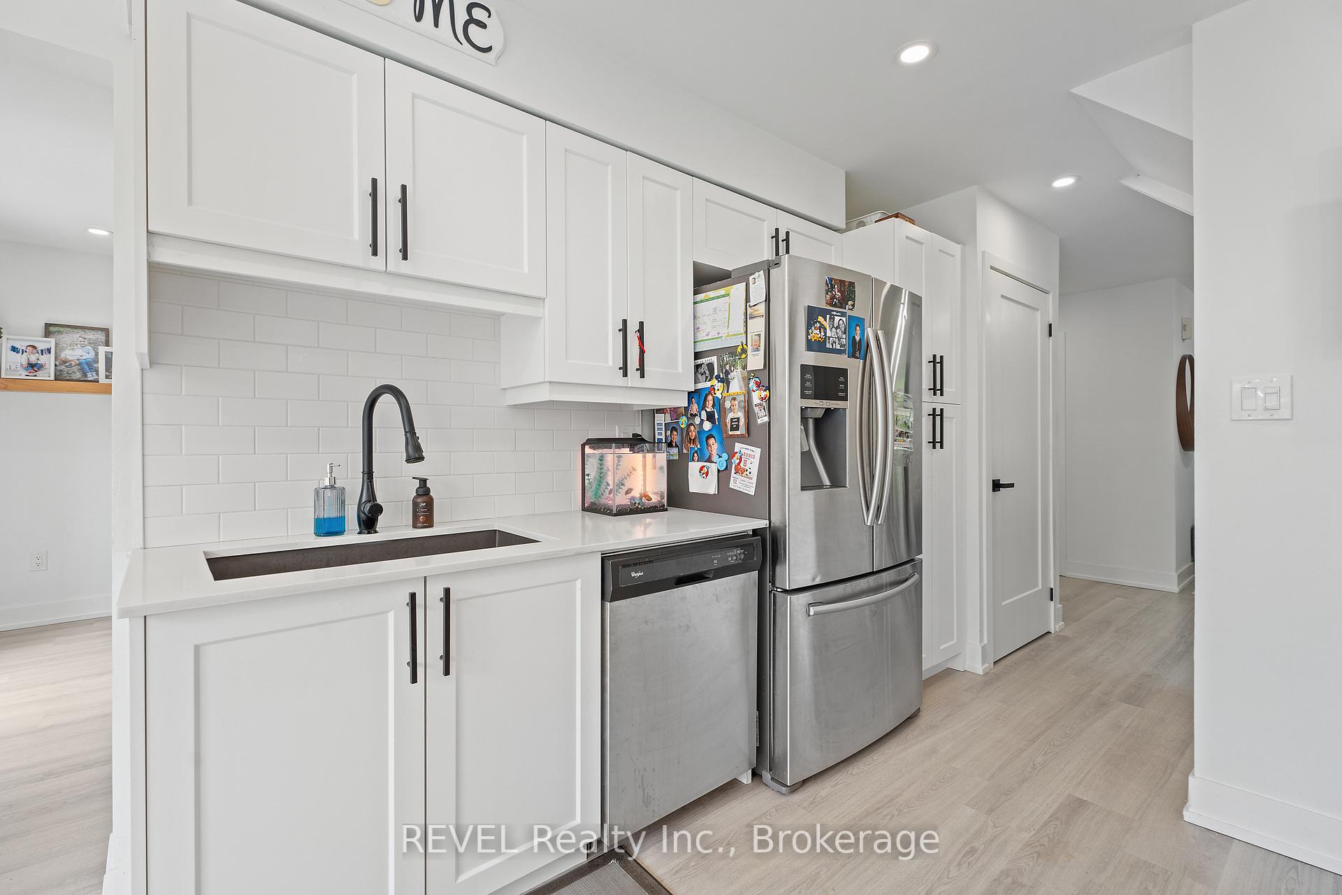 Photo 19 of 5 Elderwood Drive, St. Catharines, Grapeview — HOMEH
