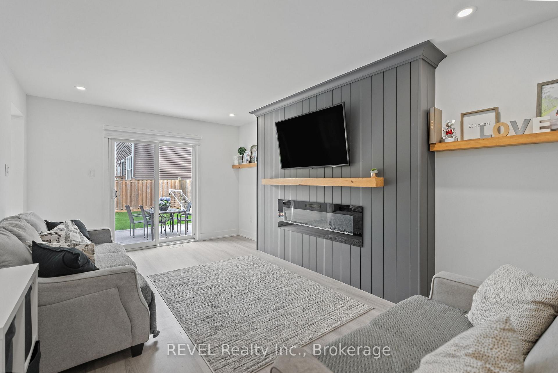 Photo 22 of 5 Elderwood Drive, St. Catharines, Grapeview — HOMEH