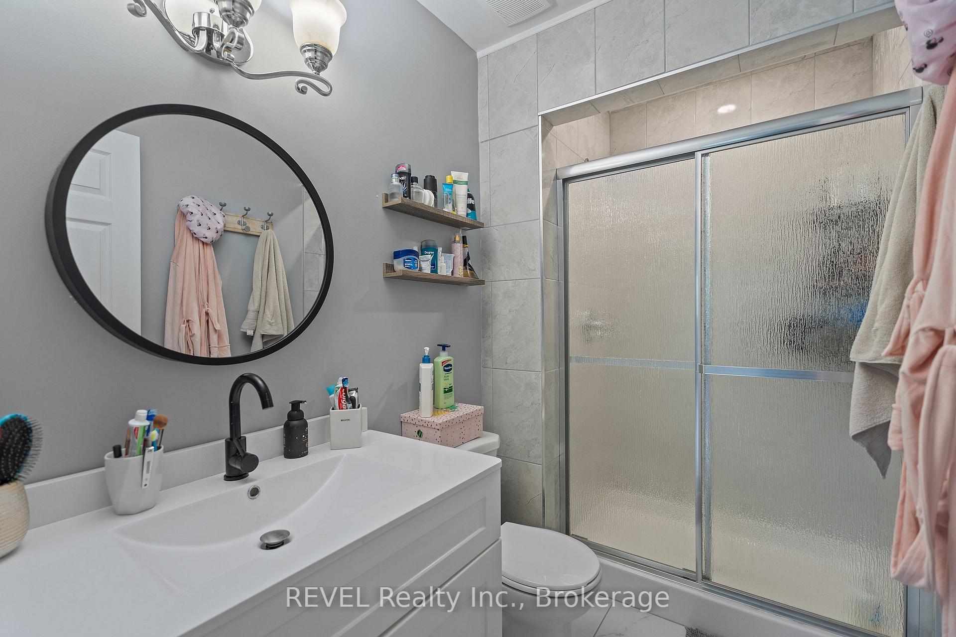Photo 30 of 5 Elderwood Drive, St. Catharines, Grapeview — HOMEH