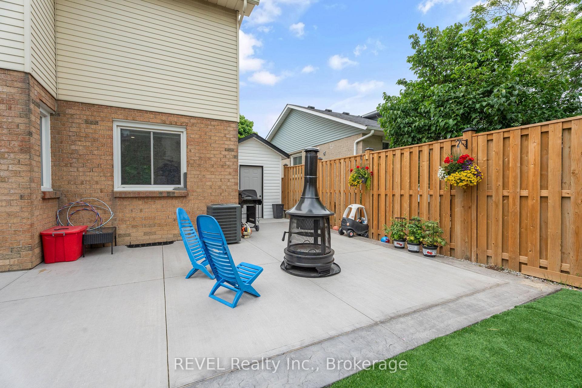 Photo 44 of 5 Elderwood Drive, St. Catharines, Grapeview — HOMEH