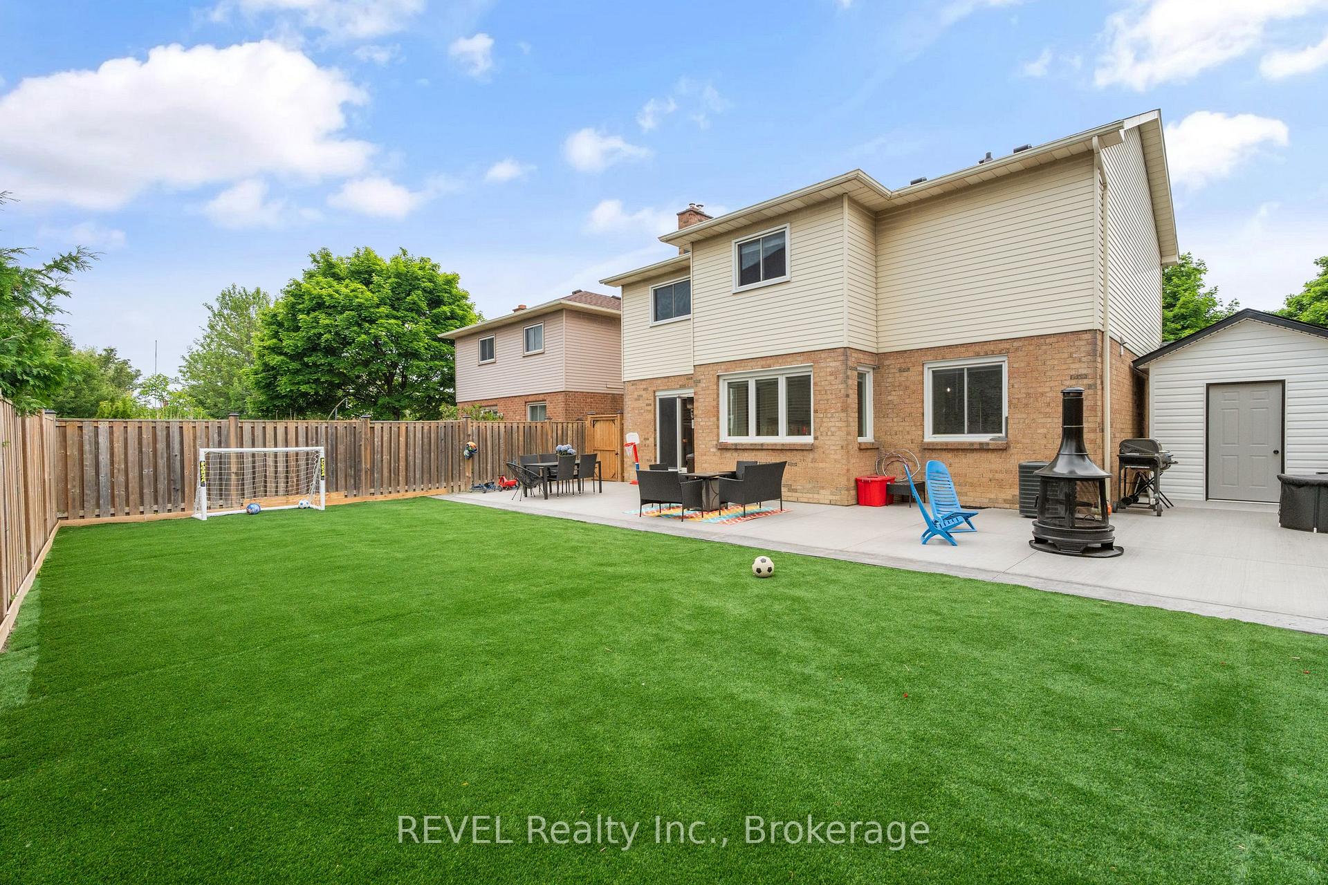 Photo 47 of 5 Elderwood Drive, St. Catharines, Grapeview — HOMEH