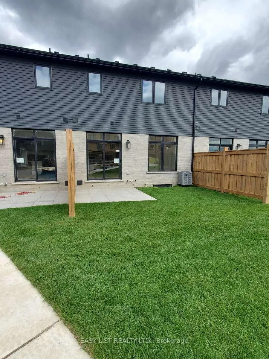 Photo 3 of Unit 47, 55 Teal Drive, Guelph, Kortright Hills — HOMEH
