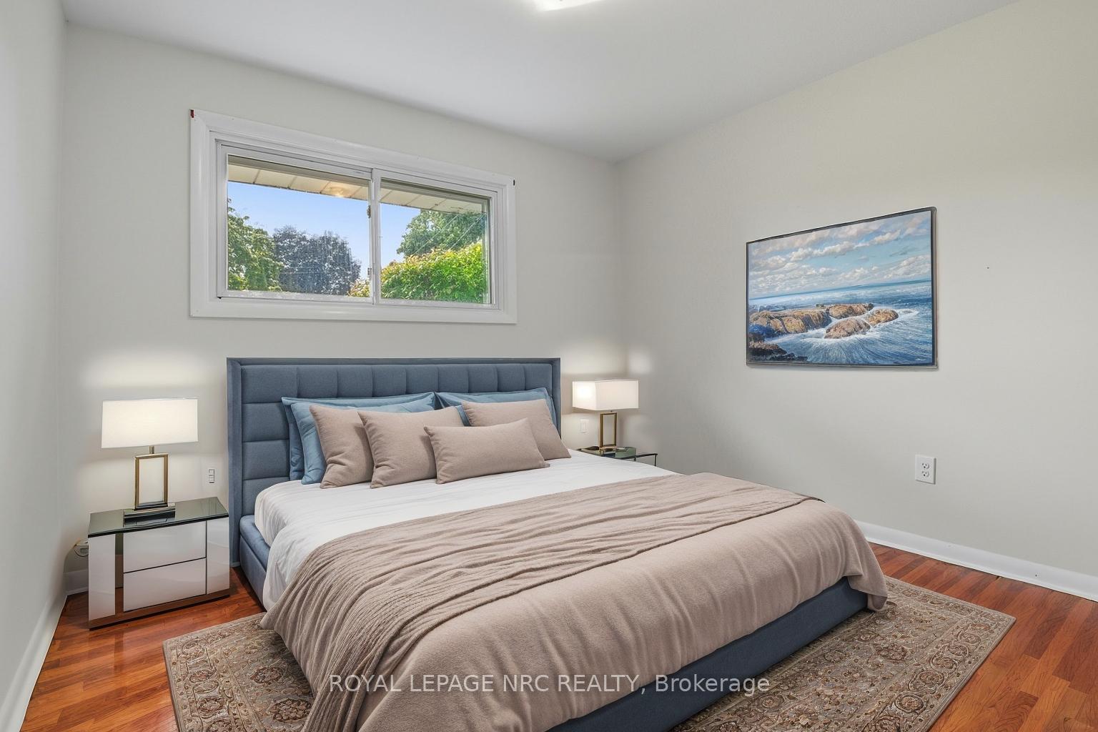Photo 13 of 23 Grosvenor Street, St. Catharines, Bunting/Linwell — HOMEH