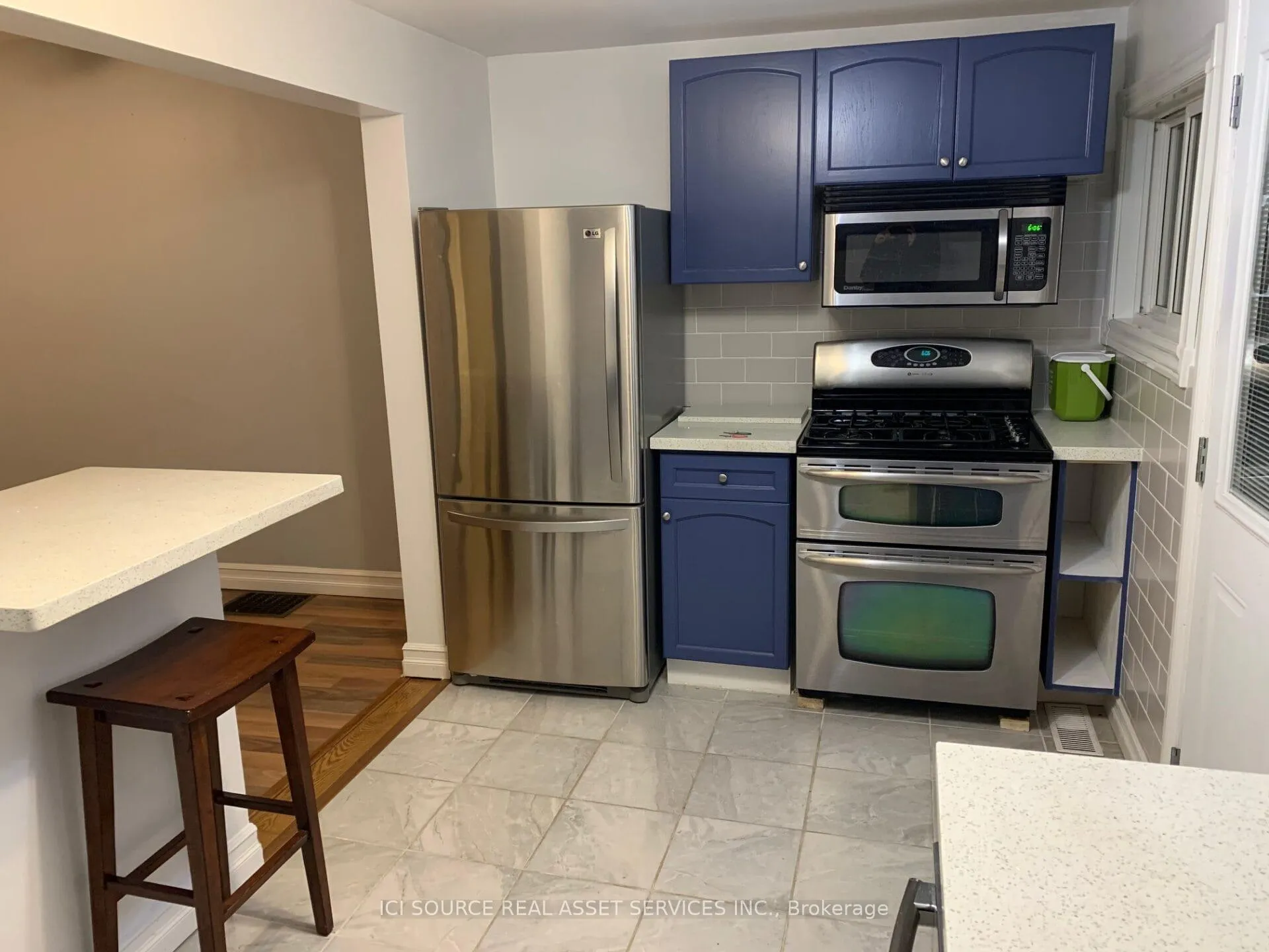 Photo 4 of Unit Main Fl, 103 Macaulay Street E, Hamilton, North End — HOMEH
