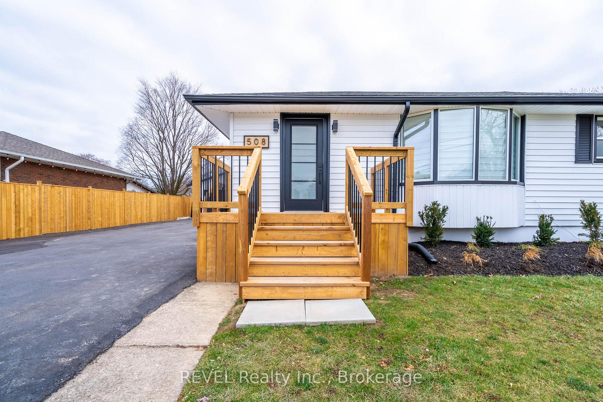 Photo 3 of 508 Geneva Street, St. Catharines, Vine/Linwell — HOMEH
