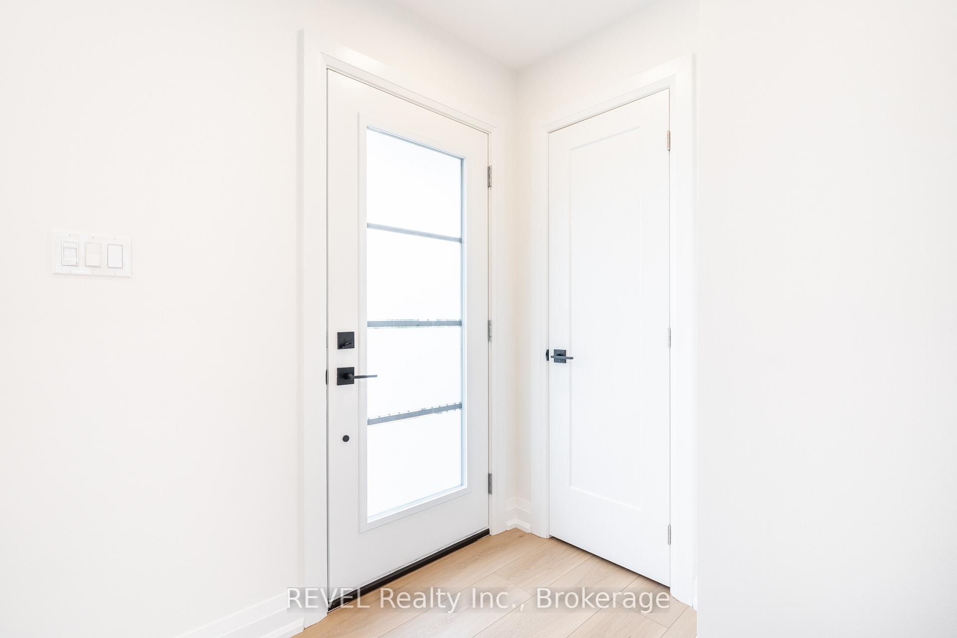 Photo 4 of 508 Geneva Street, St. Catharines, Vine/Linwell — HOMEH