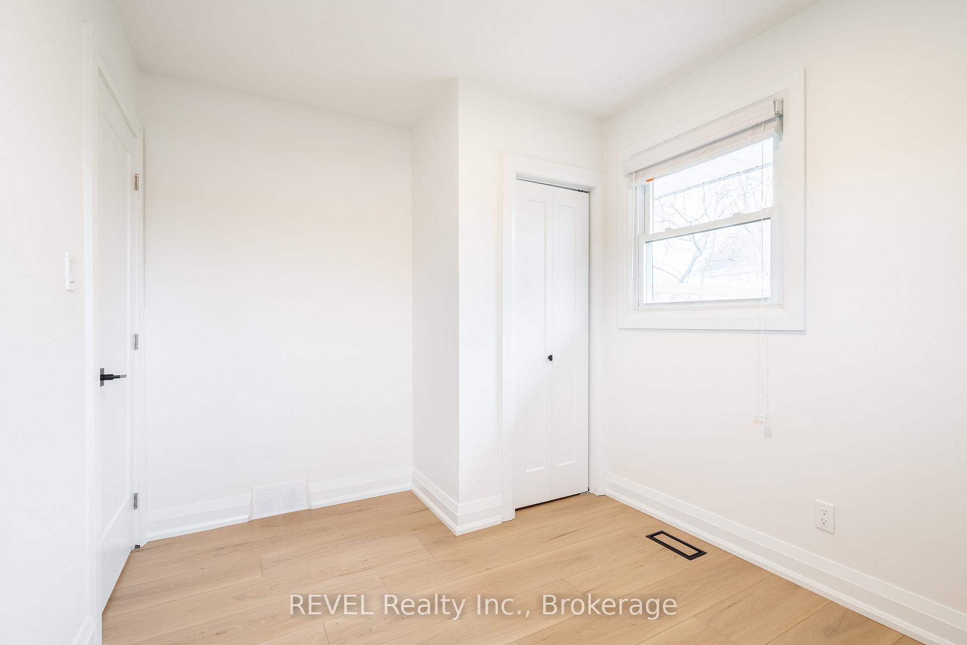 Photo 19 of 508 Geneva Street, St. Catharines, Vine/Linwell — HOMEH