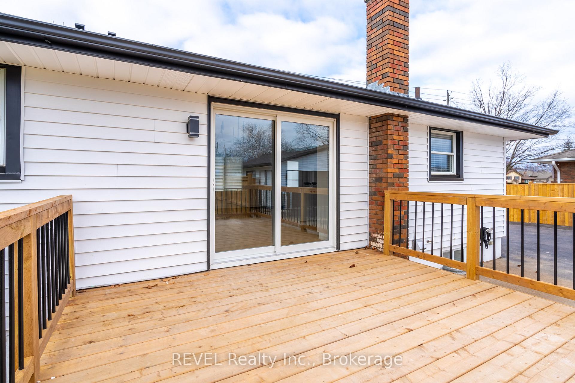 Photo 27 of 508 Geneva Street, St. Catharines, Vine/Linwell — HOMEH