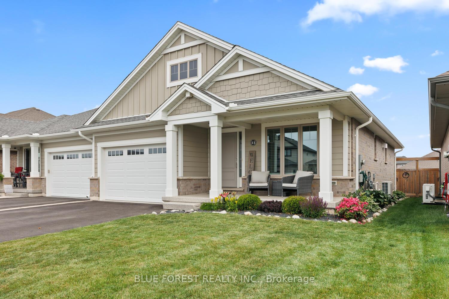 Photo 3 of 11 Auburn Drive, St. Thomas — HOMEH