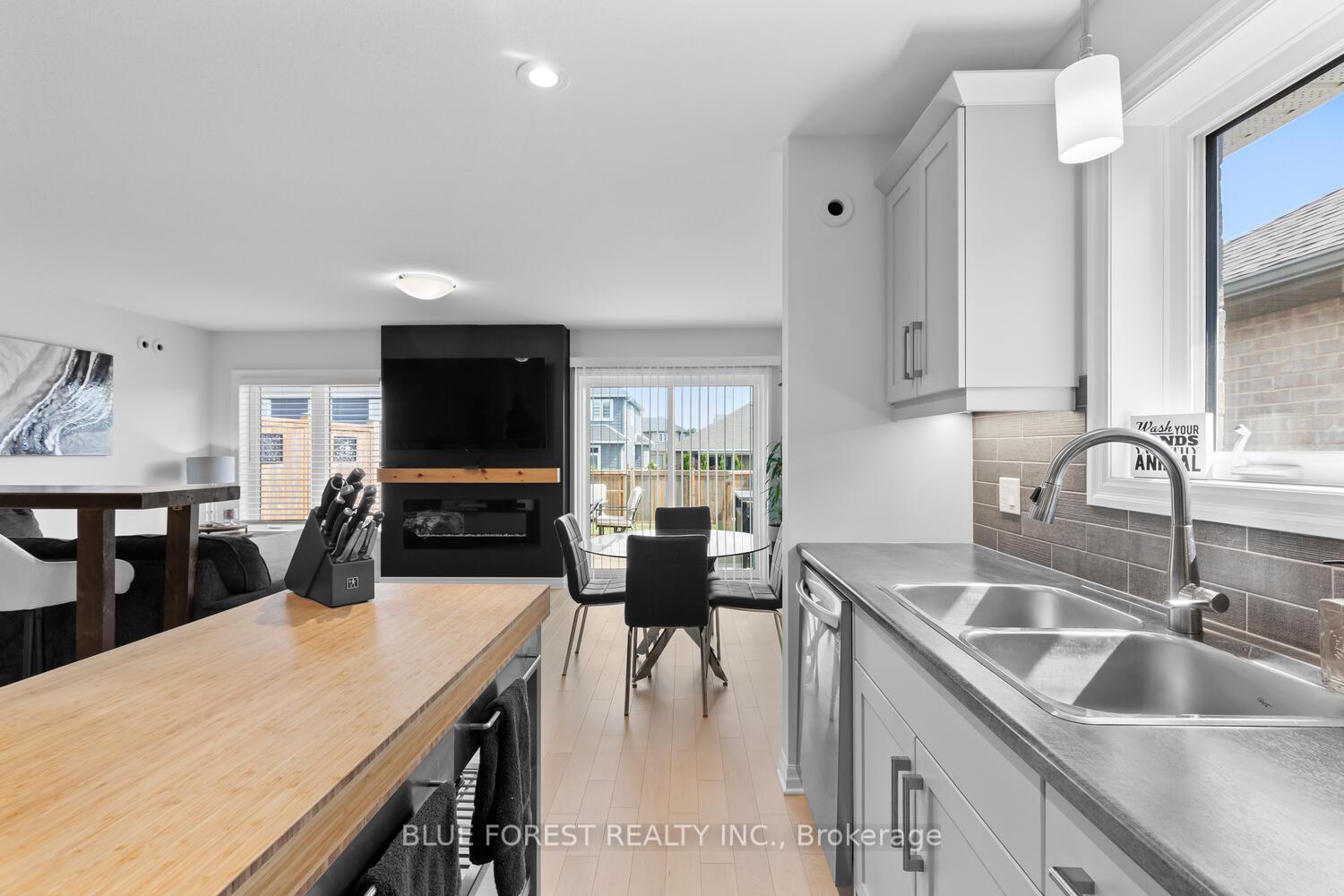 Photo 15 of 11 Auburn Drive, St. Thomas — HOMEH