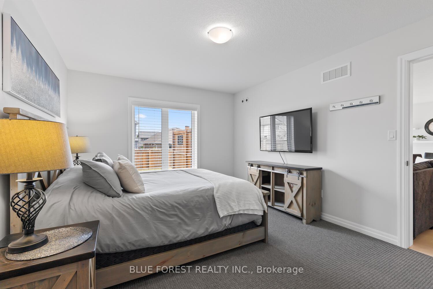 Photo 21 of 11 Auburn Drive, St. Thomas — HOMEH