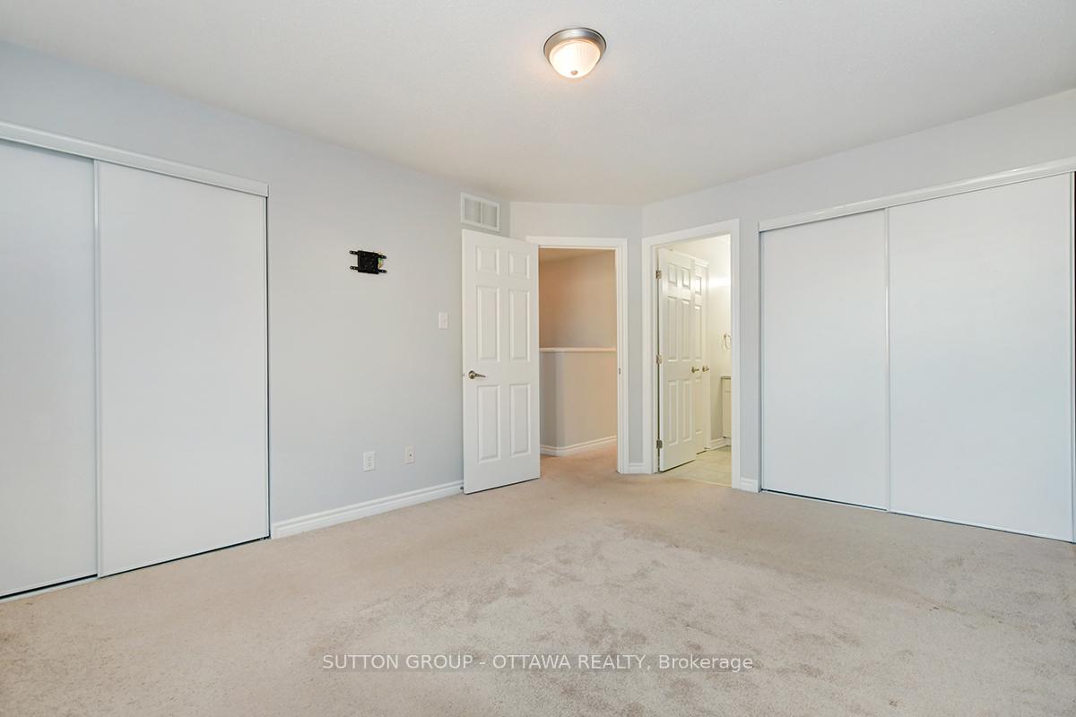 Photo 22 of 104 Par-La-Ville Circle, Ottawa, Stittsville (North) — HOMEH