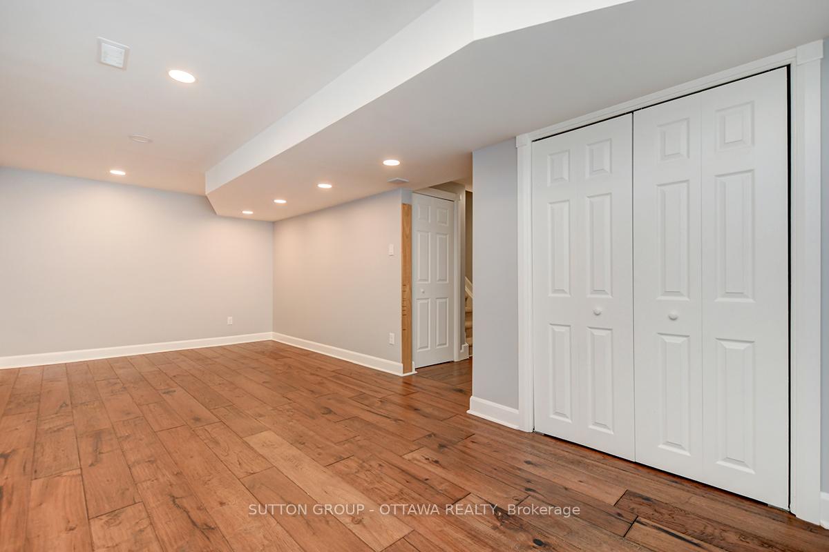 Photo 31 of 104 Par-La-Ville Circle, Ottawa, Stittsville (North) — HOMEH