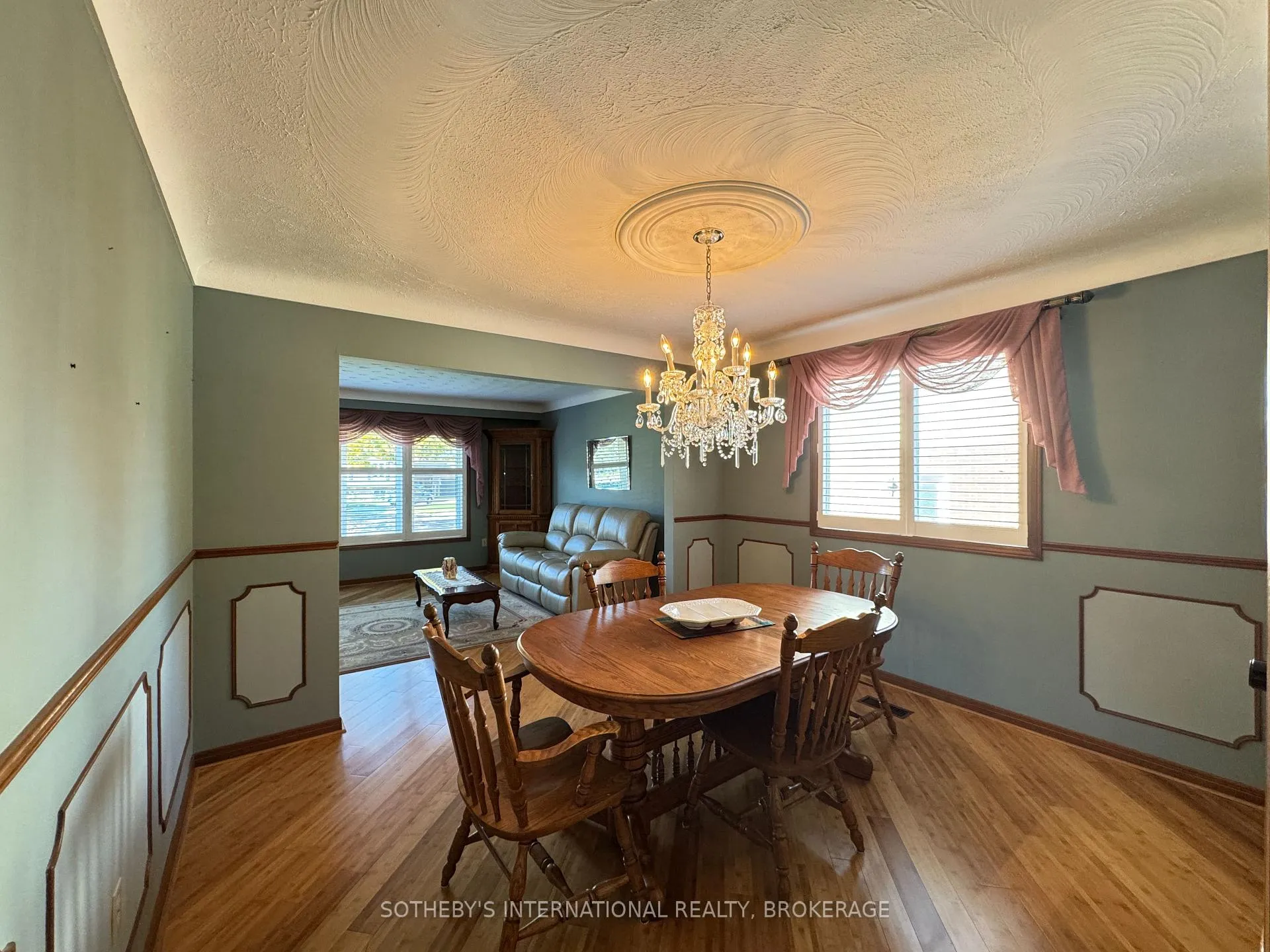 Photo 57 of 10 Bullocks Corners, St. Catharines, Bunting/Linwell — HOMEH