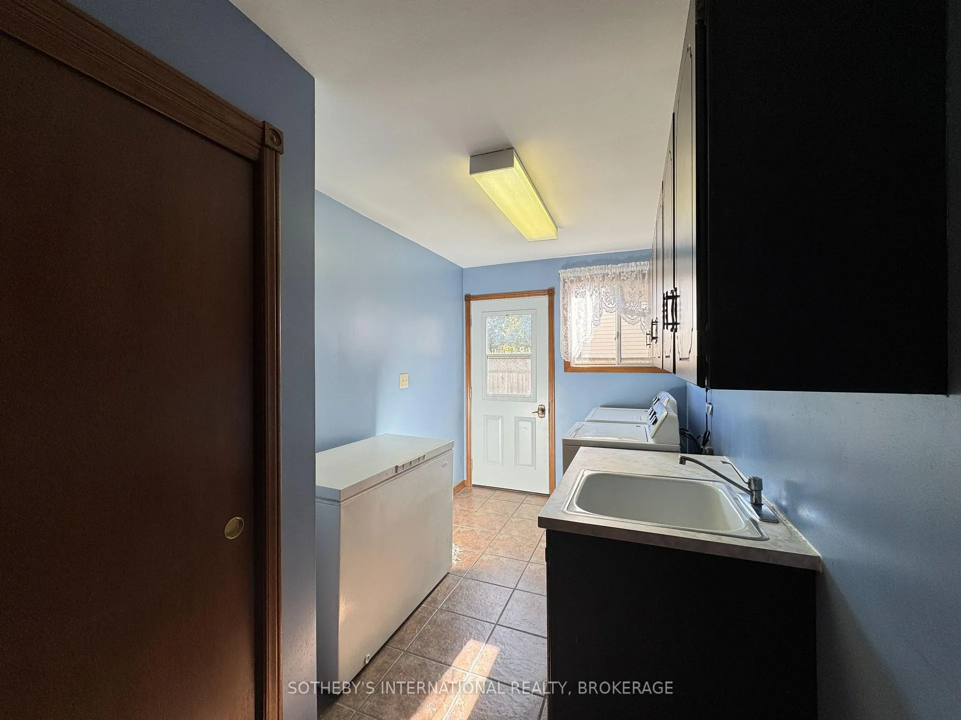 Photo 113 of 10 Bullocks Corners, St. Catharines, Bunting/Linwell — HOMEH