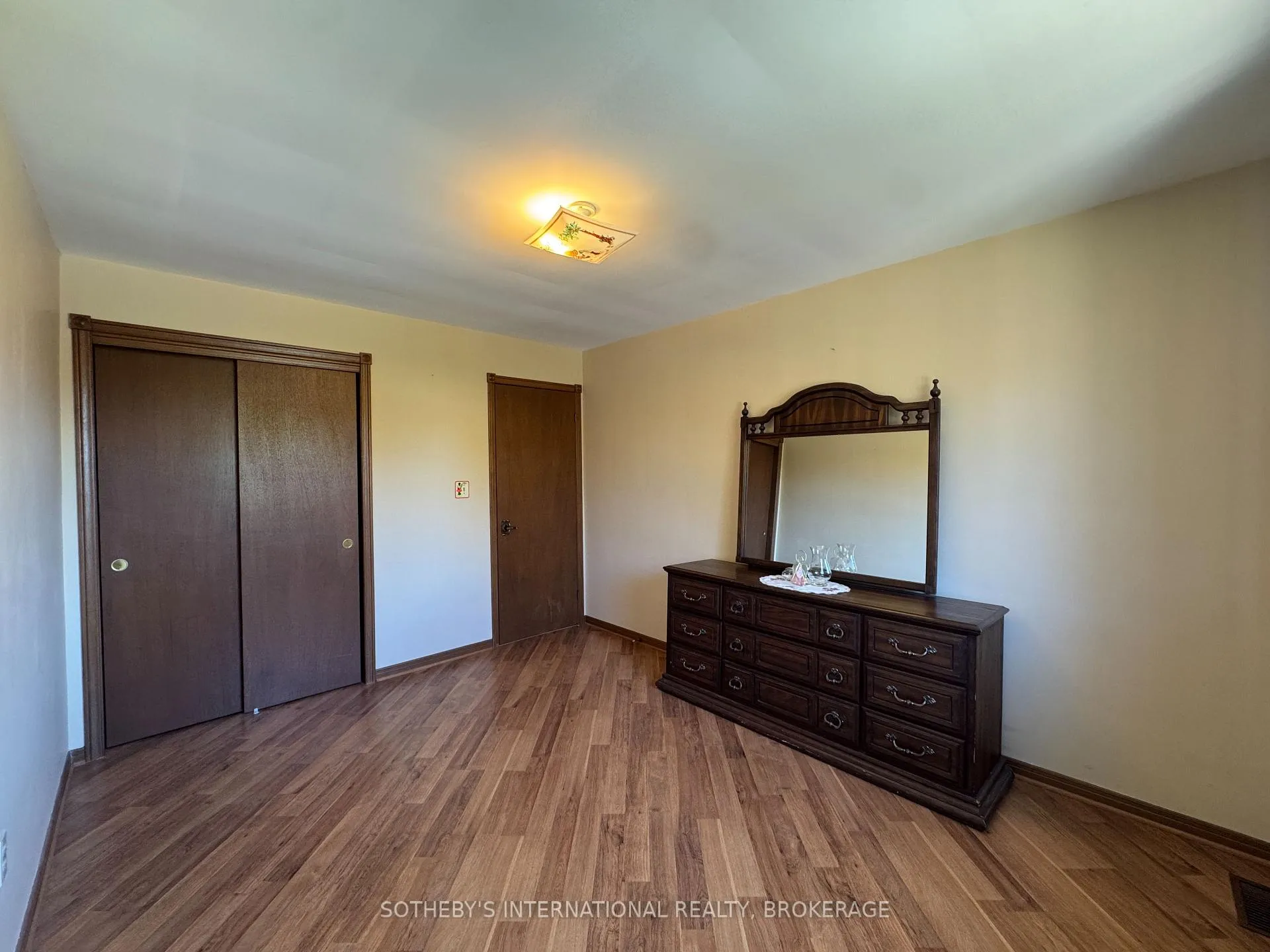 Photo 156 of 10 Bullocks Corners, St. Catharines, Bunting/Linwell — HOMEH